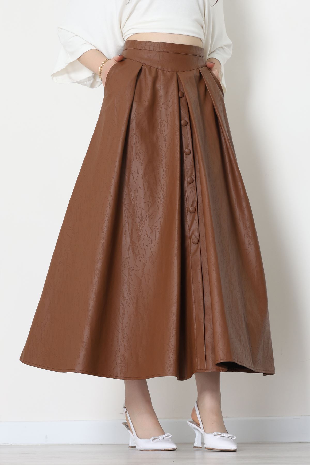 Düğmeli Deri Etek Açıkkahve - 60654.2126.