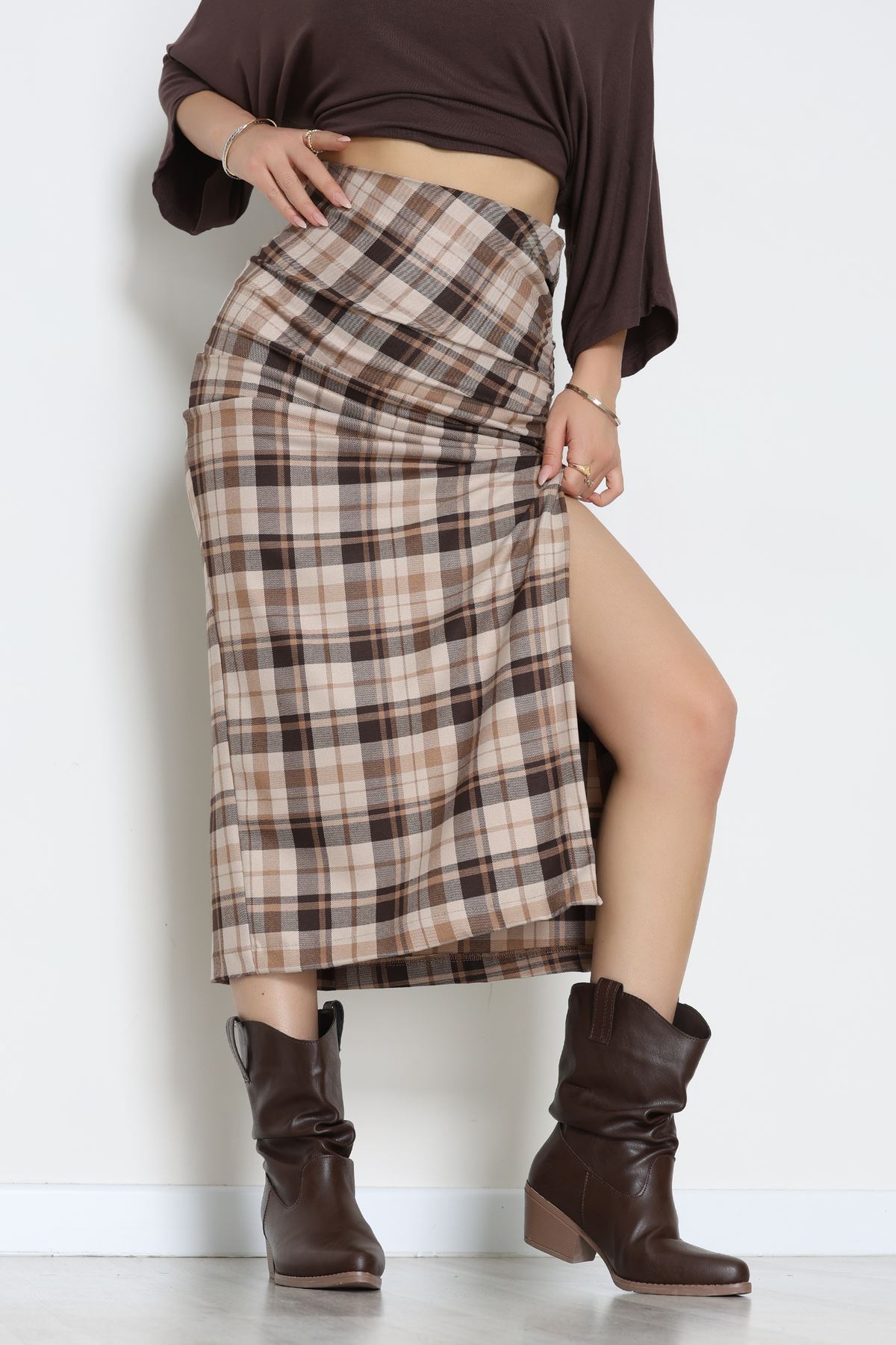 Yan Büzgülü Etek Vizon - 60565.2126.