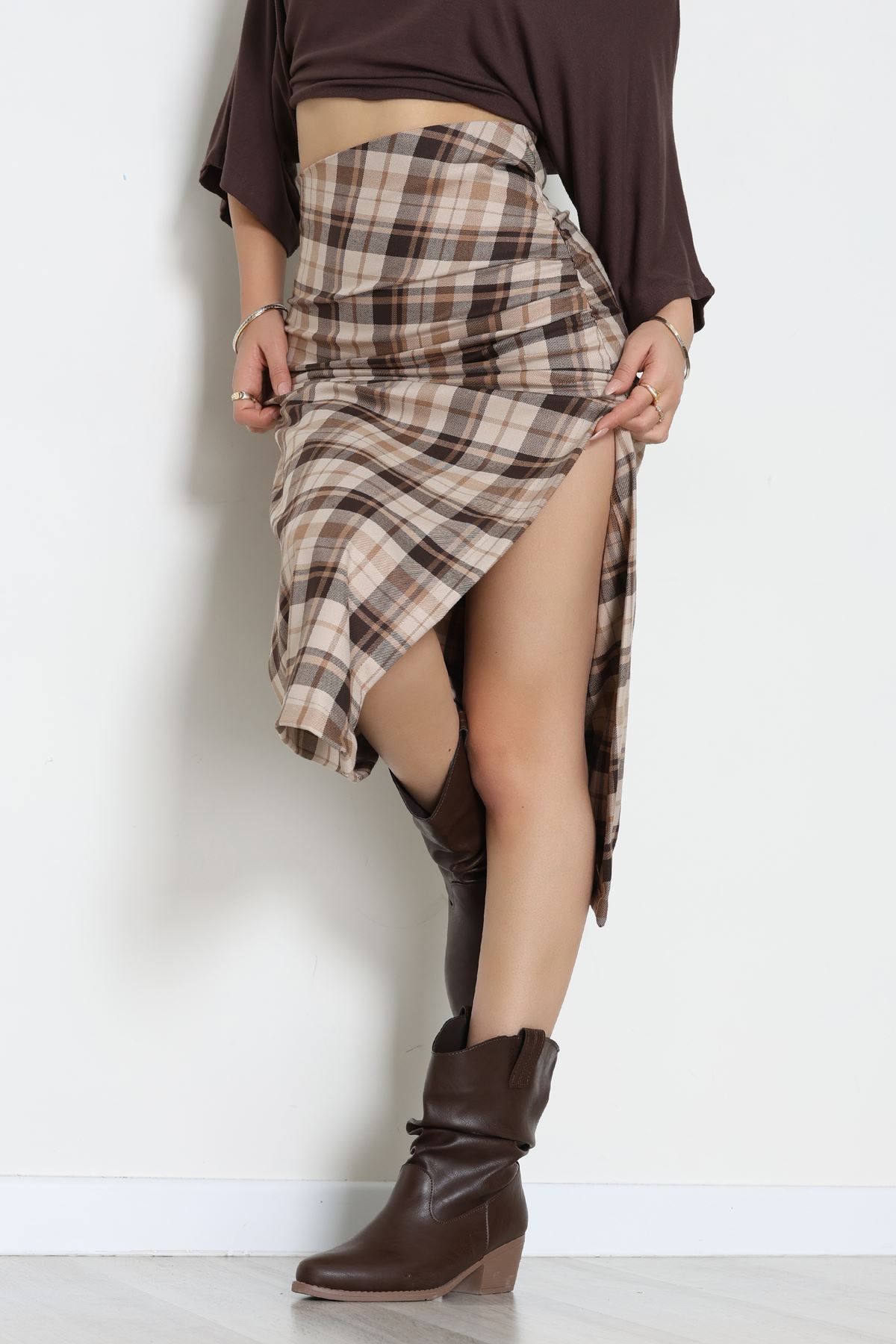 Yan Büzgülü Etek Vizon - 60565.2126.