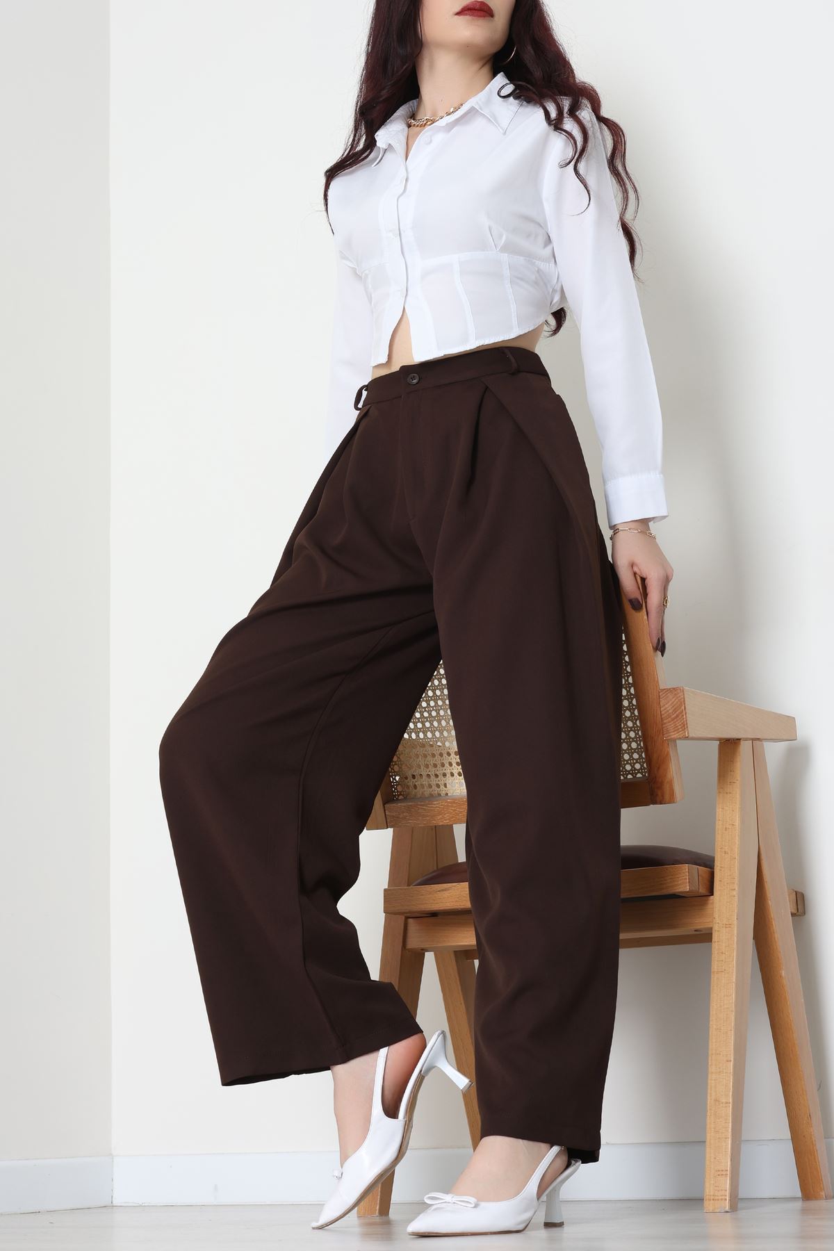 Dabıl Kumaş Pile Detaylı Pantolon Acıkahve - 51610.683.