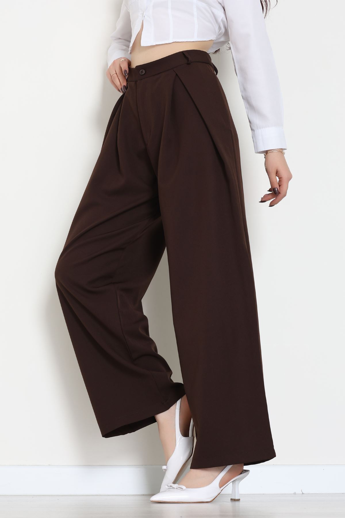 Dabıl Kumaş Pile Detaylı Pantolon Acıkahve - 51610.683.