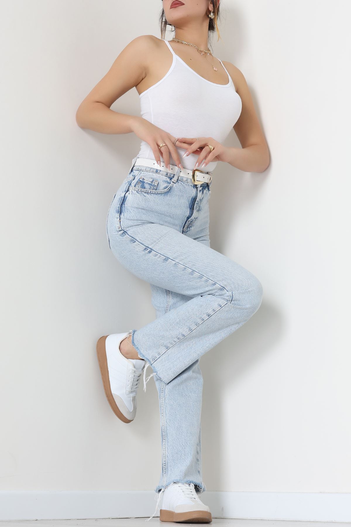 Viskon İp Askılı Çıtçıtlı Atlet Beyaz - 3500.2127.