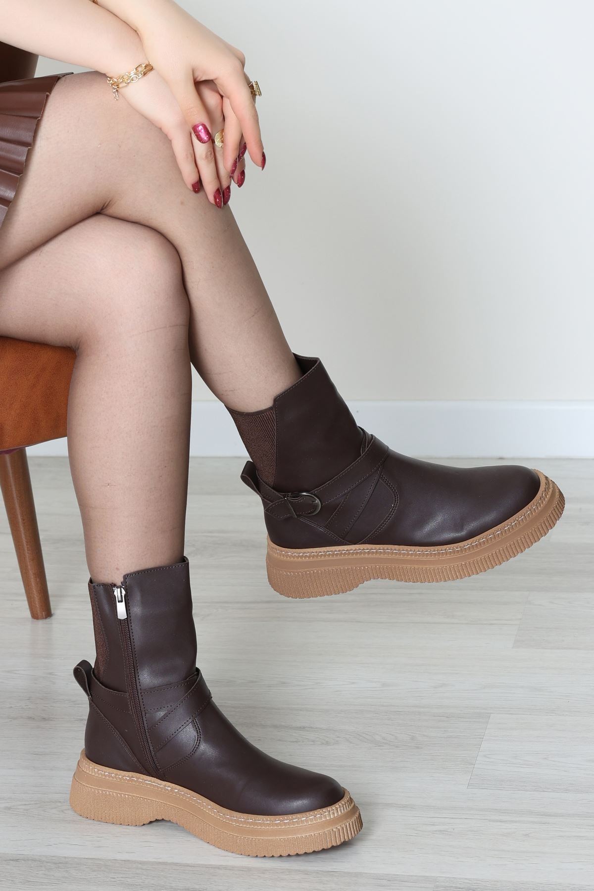 Lastikli Bot Kahvederi - 32568.264.