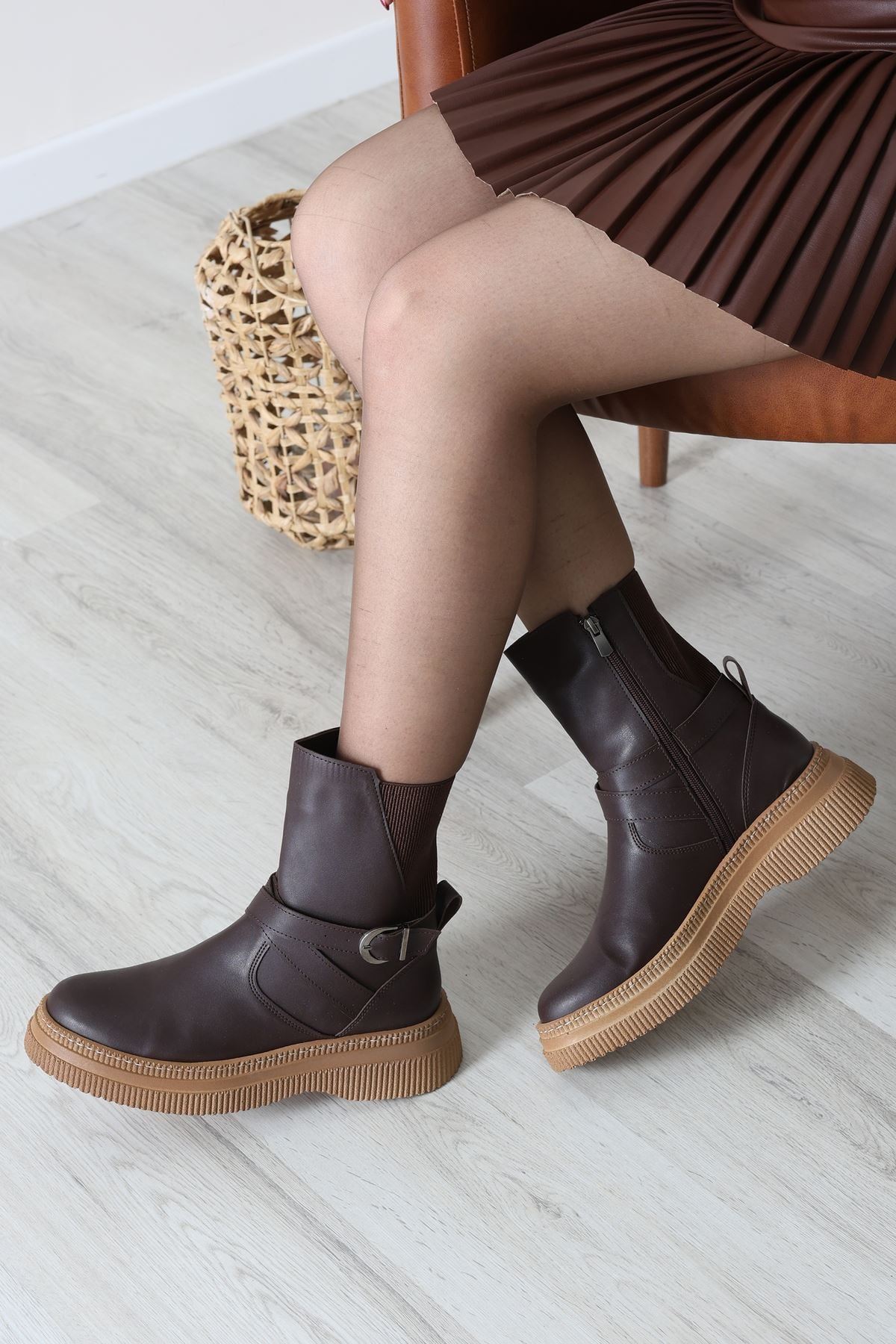 Lastikli Bot Kahvederi - 32568.264.