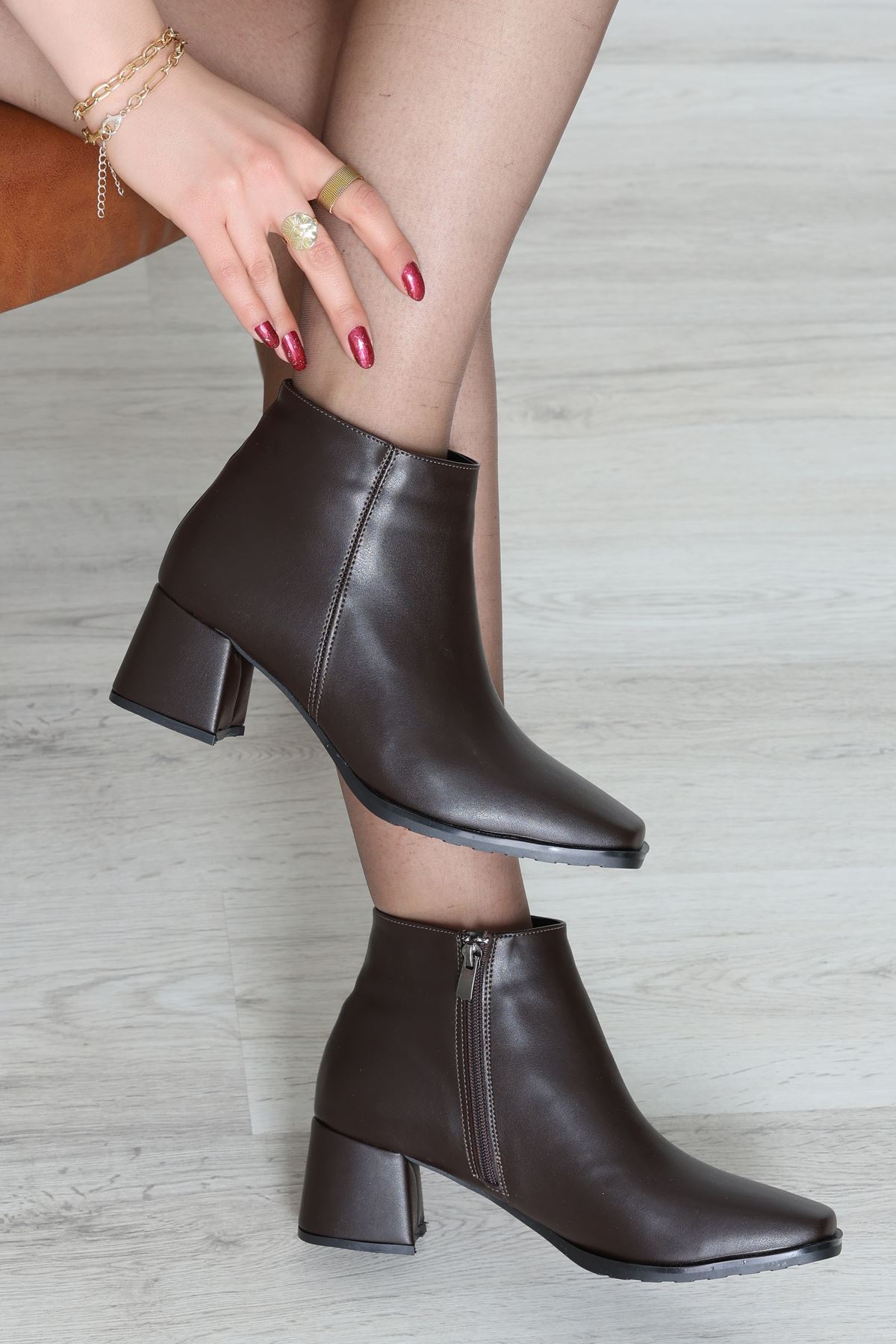 5 Cm Topuklu Bot Kahve - 32566.264.