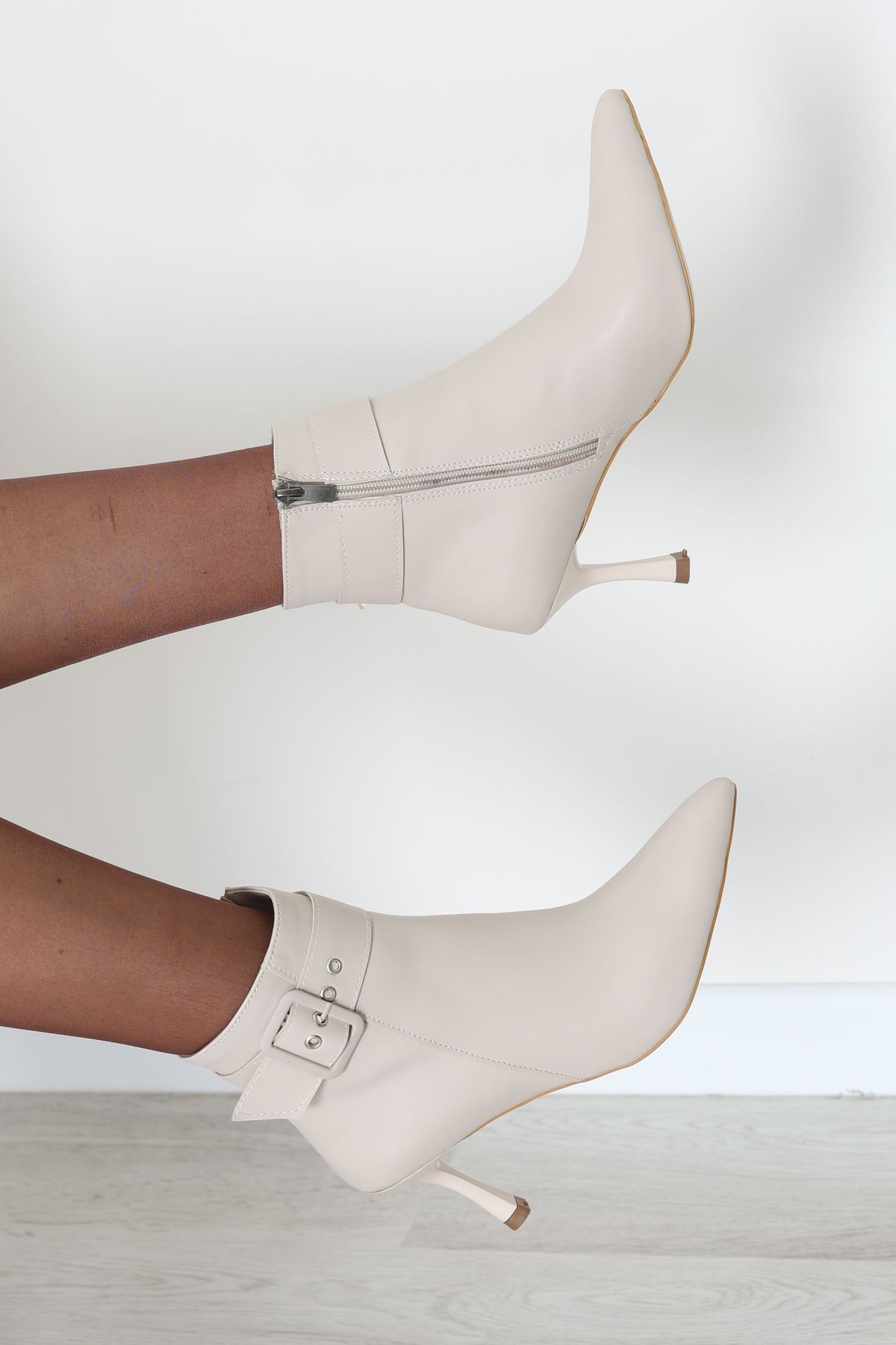 7 Cm Topuklu Bot Krem - 32580.264.