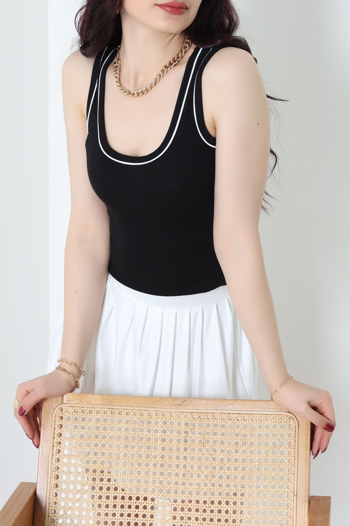 Biye Garnili Kare Yaka Atlet Siyah - 21870.200.