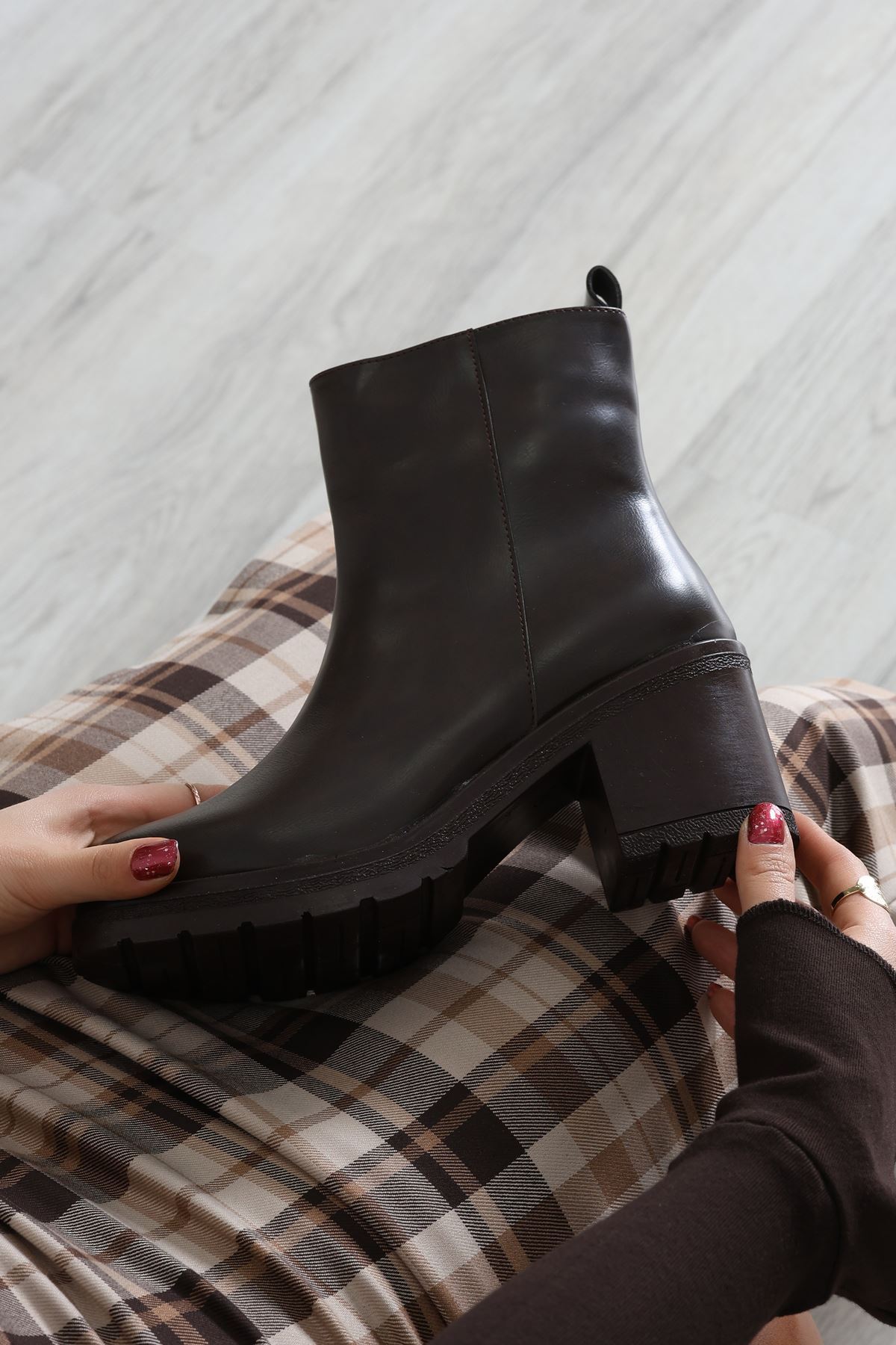 7 Cm Topuklu Bot Kahvederi - 32576.264.