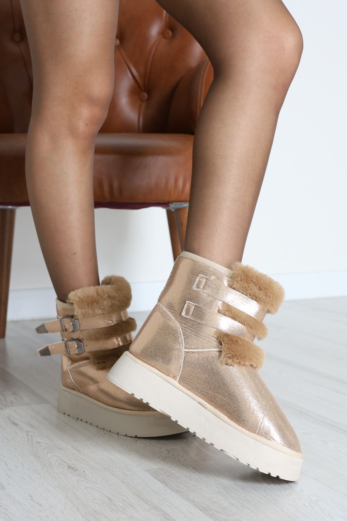 4 Cm Topuklu Bot Gold - 32673.264.