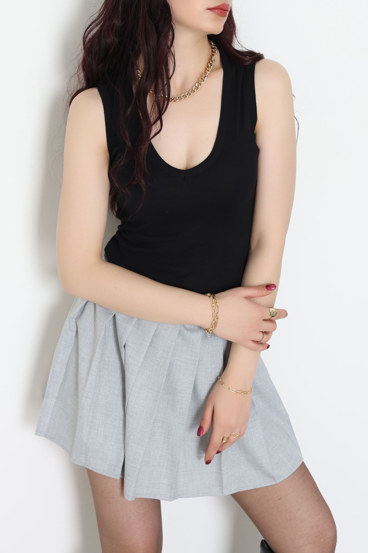 V Yaka Ribana Atlet Siyah - 21899.200.