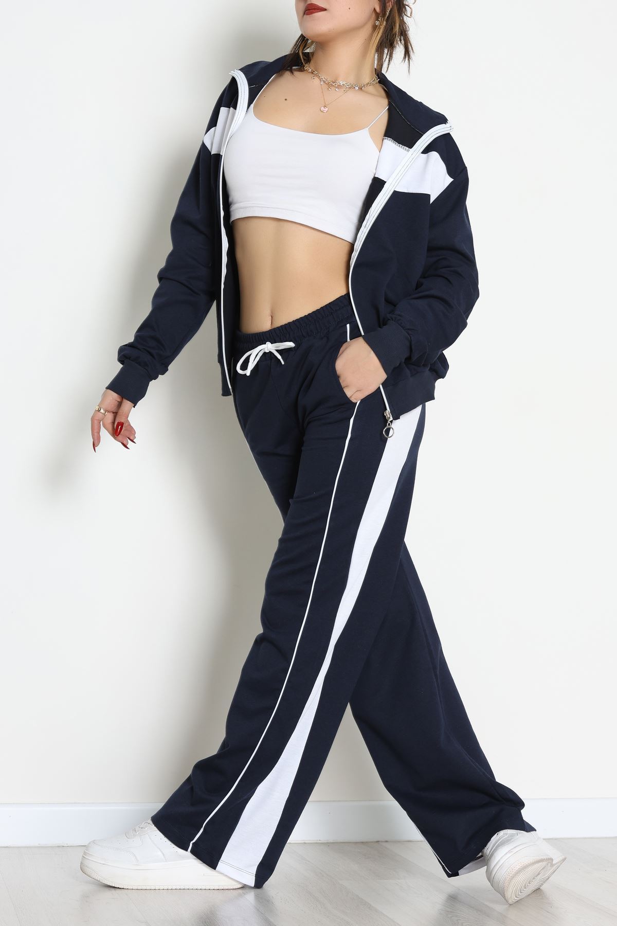 Garnili Fermuarlı 2 İplik Eşofman Takımı Lacibeyaz - 50790.1857.