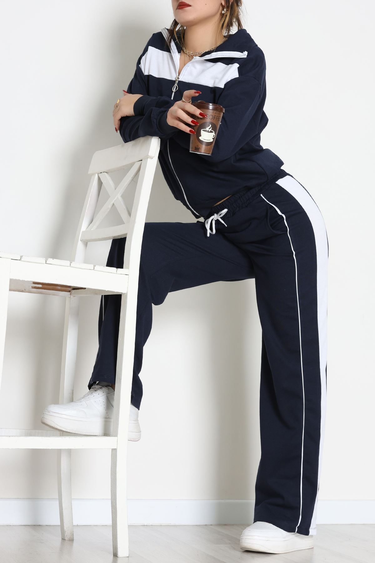 Garnili Fermuarlı 2 İplik Eşofman Takımı Lacibeyaz - 50790.1857.