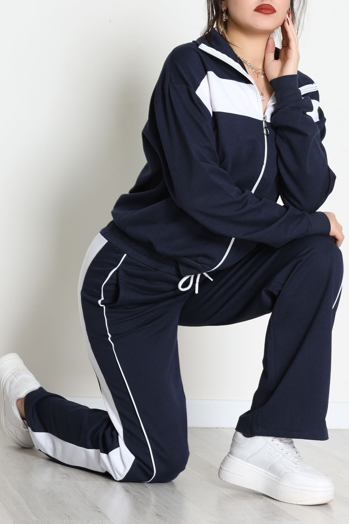 Garnili Fermuarlı 2 İplik Eşofman Takımı Lacibeyaz - 50790.1857.