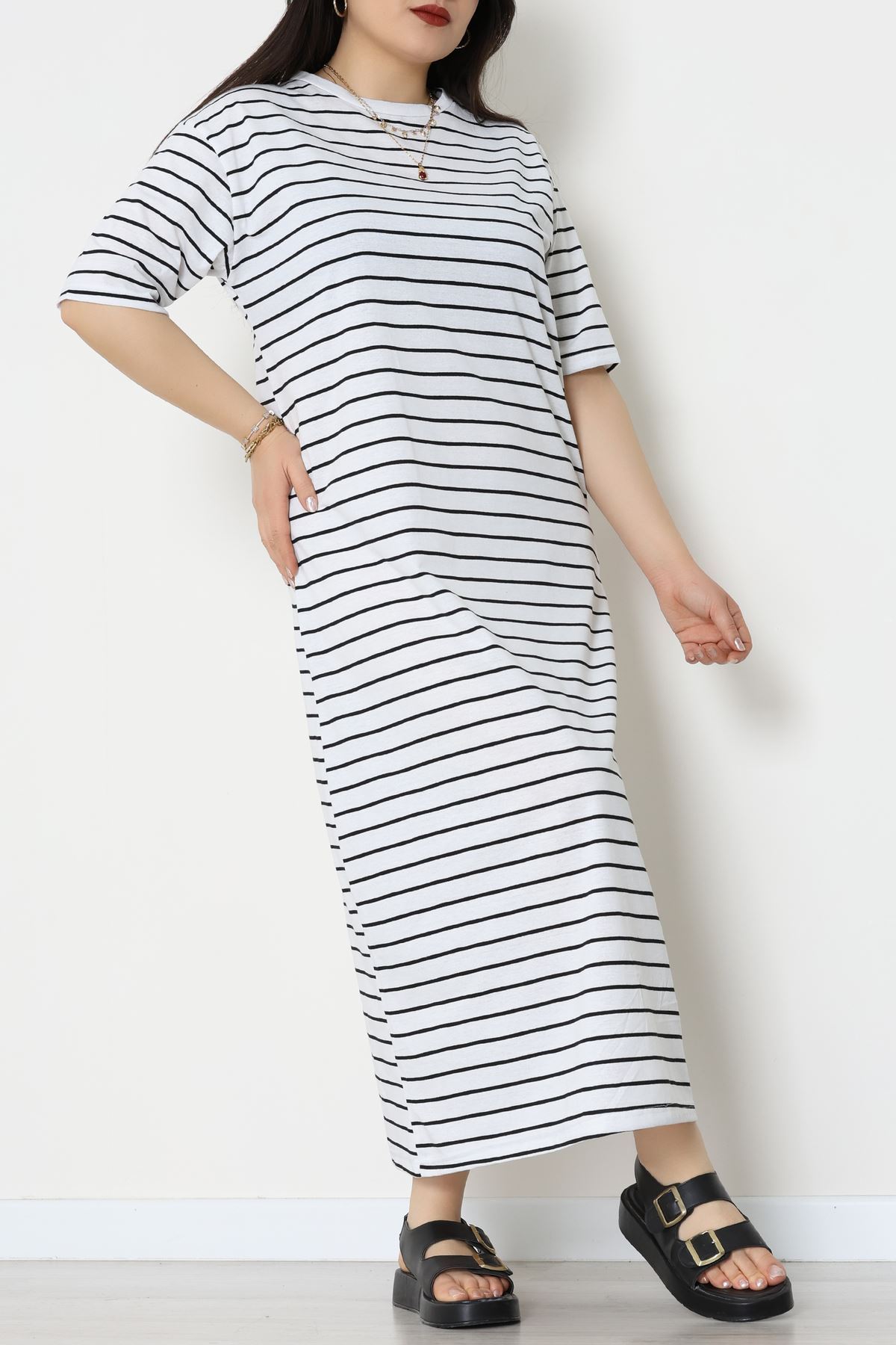 Bisiklet Yaka Büyük Beden Süprem Elbise Beyazsiyah - 70880.1567.