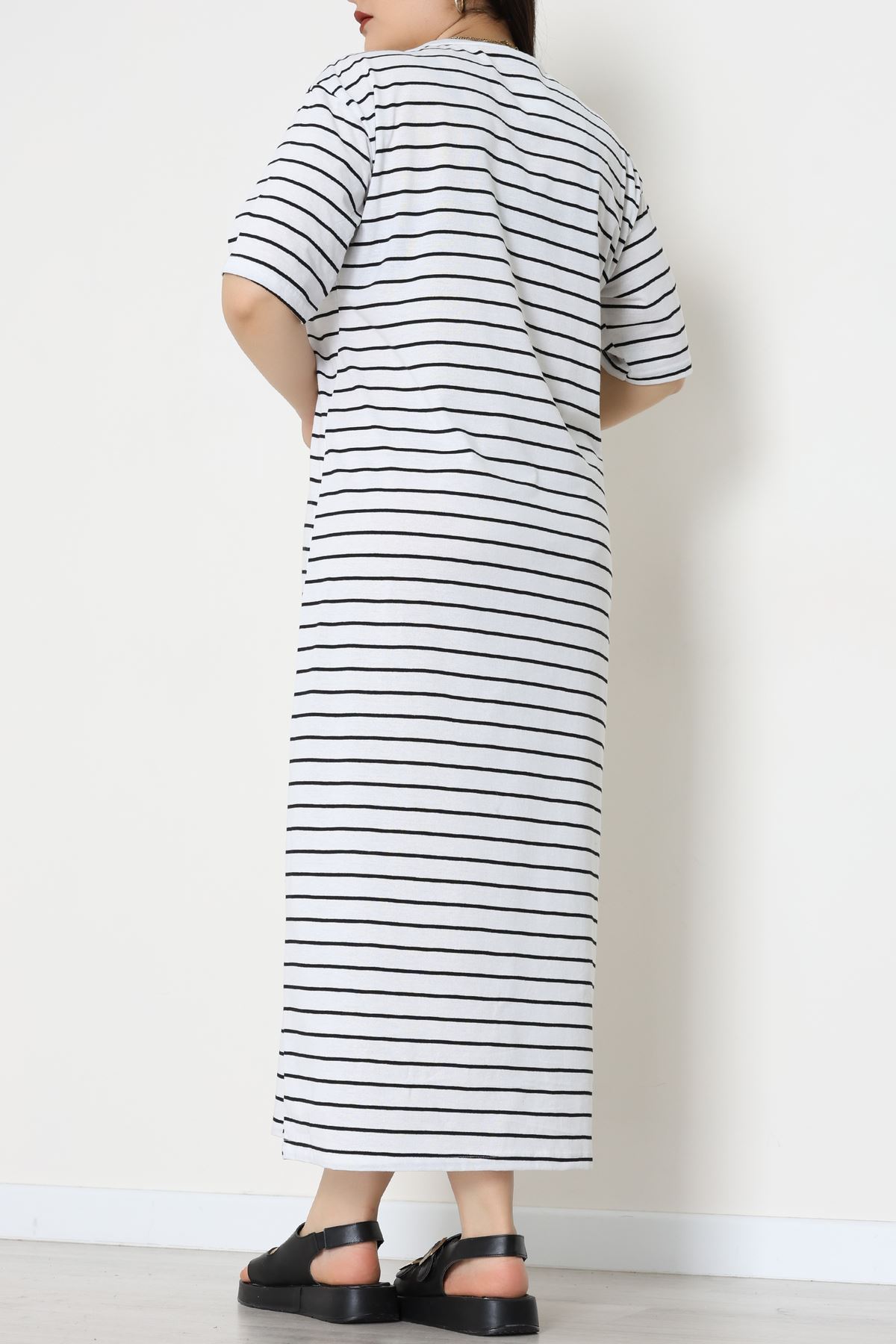 Bisiklet Yaka Büyük Beden Süprem Elbise Beyazsiyah - 70880.1567.