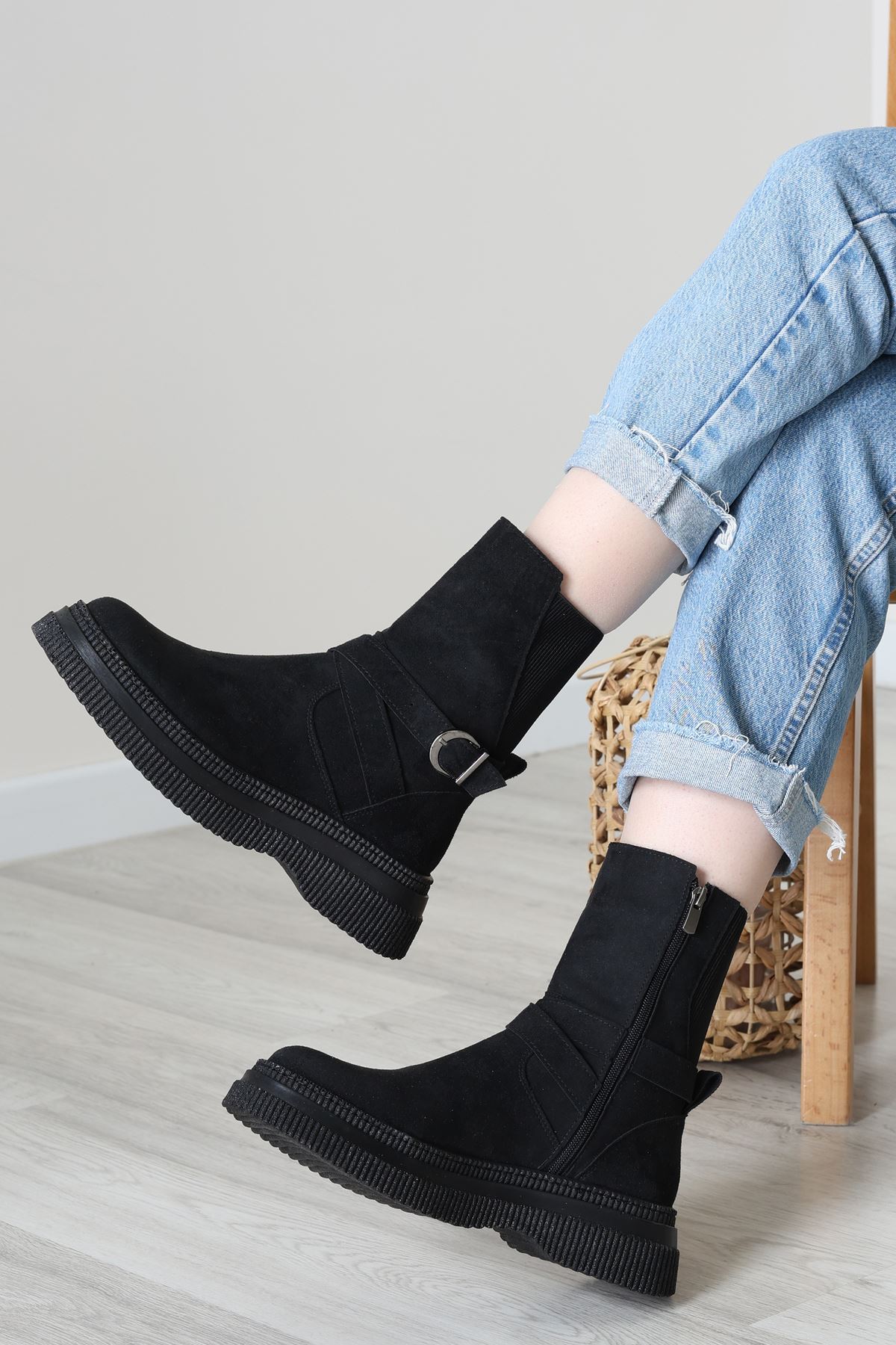 Lastikli Bot Siyahsüet - 32568.264.