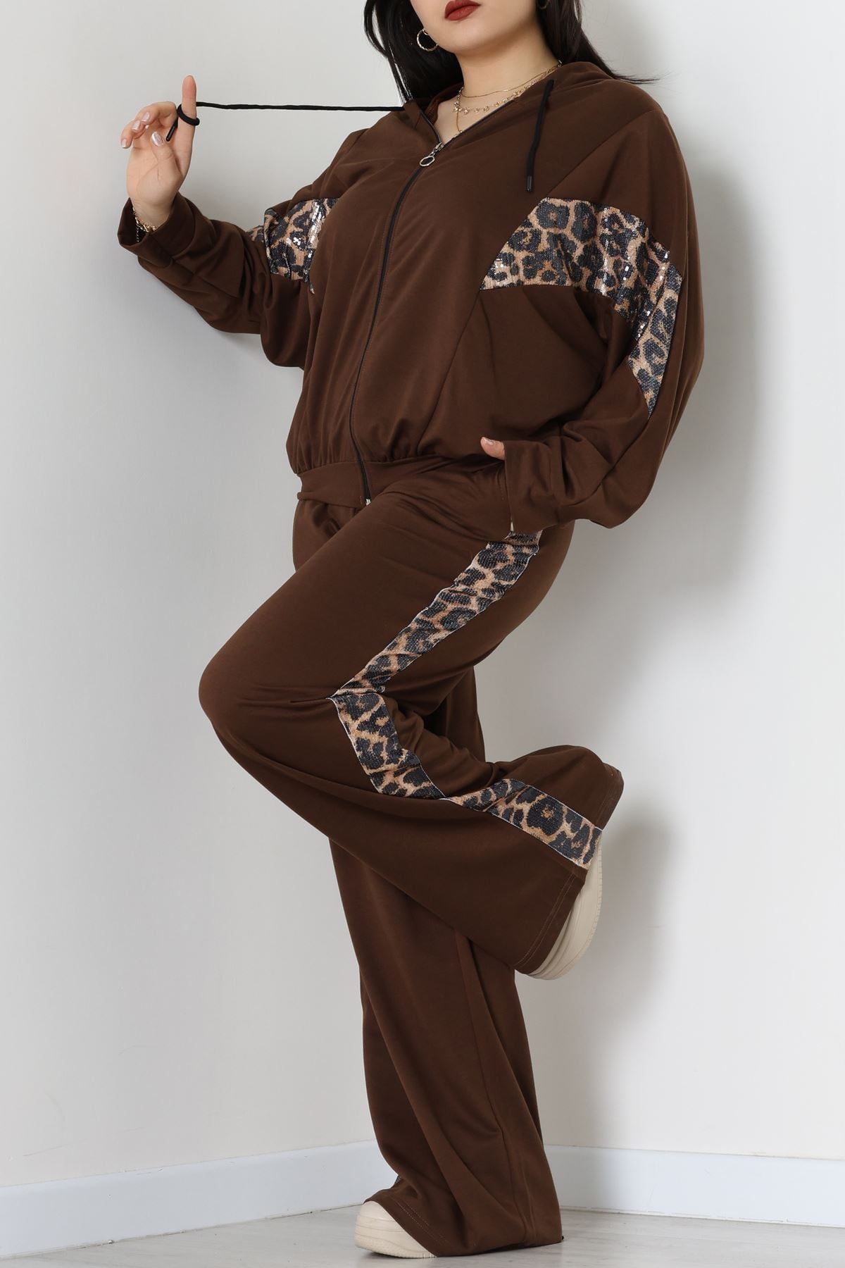 Pul Garnili 2 İplik Büyük Beden Eşofman Takımı Kahve - 50807.1857.