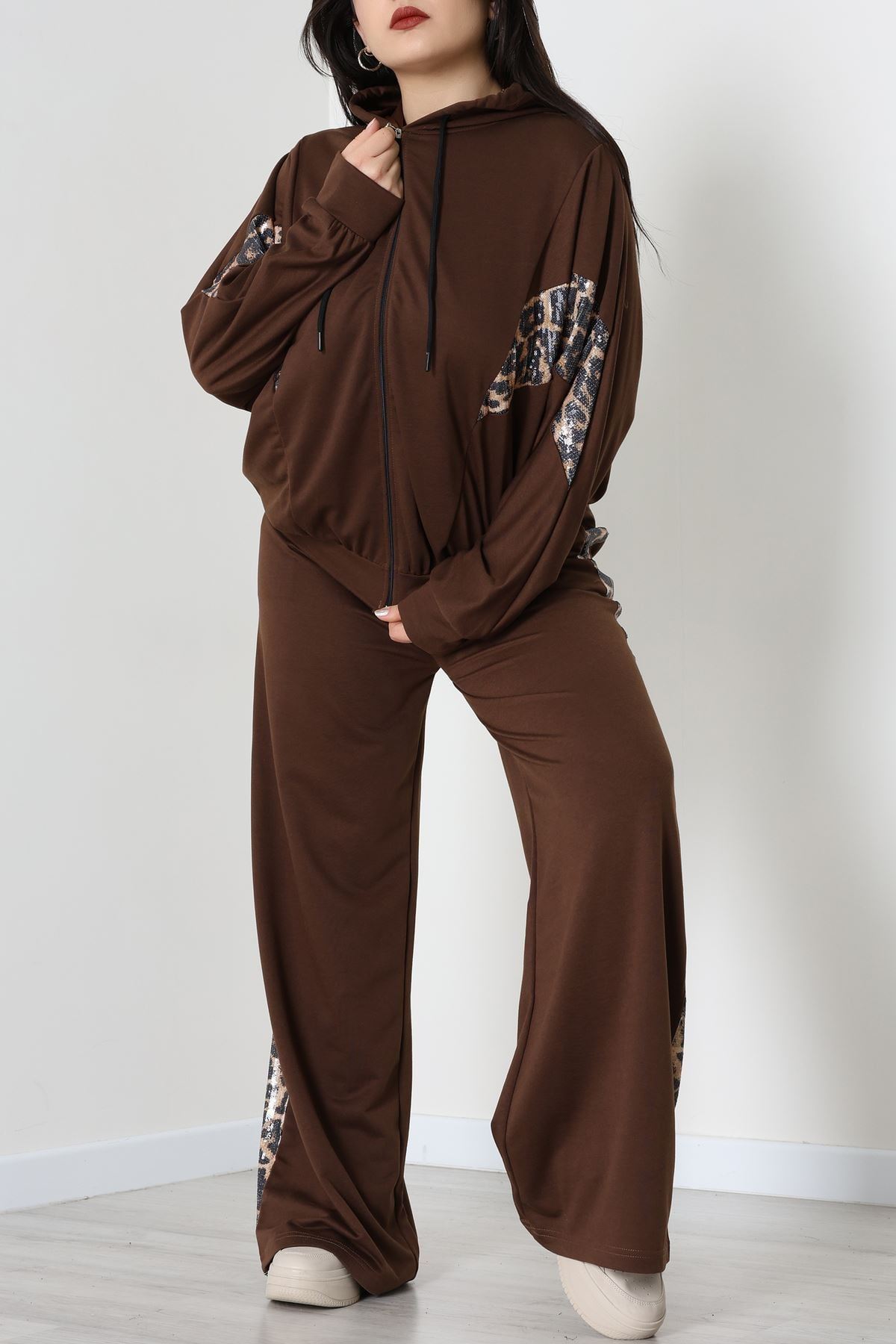 Pul Garnili 2 İplik Büyük Beden Eşofman Takımı Kahve - 50807.1857.