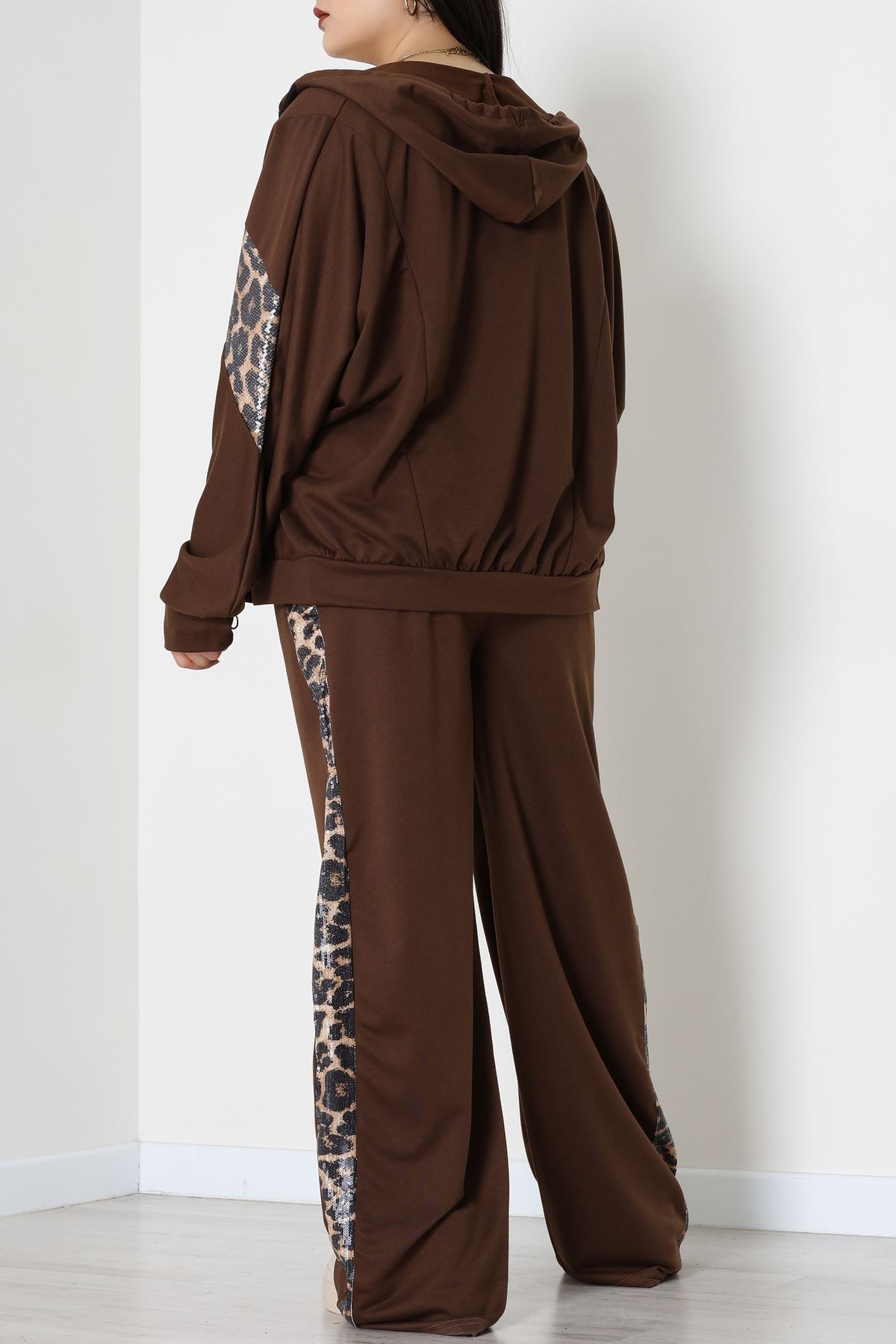 Pul Garnili 2 İplik Büyük Beden Eşofman Takımı Kahve - 50807.1857.