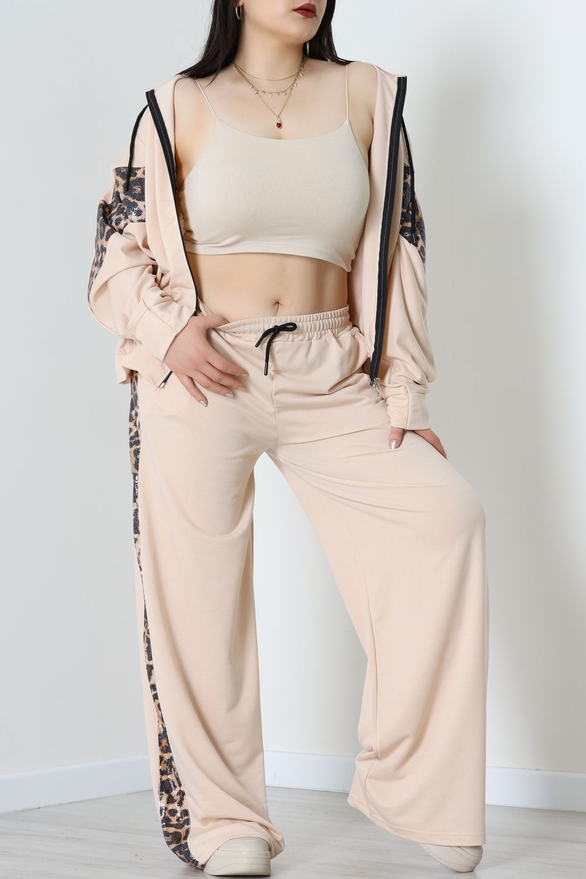 Pul Garnili 2 İplik Büyük Beden Eşofman Takımı Bej - 50807.1857.