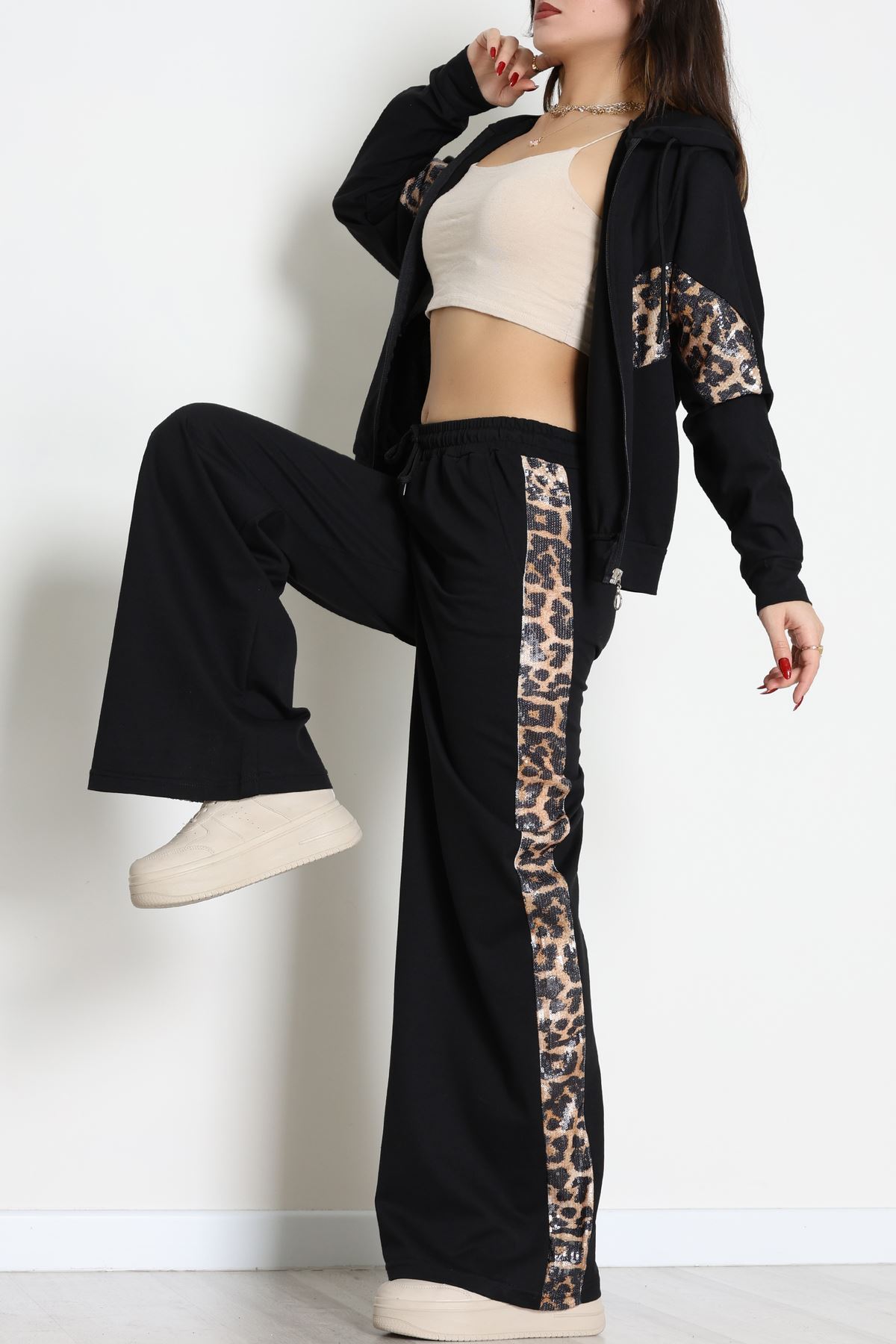 Pul Garnili 2 İplik Eşofman Takımı Siyah - 50799.1857.