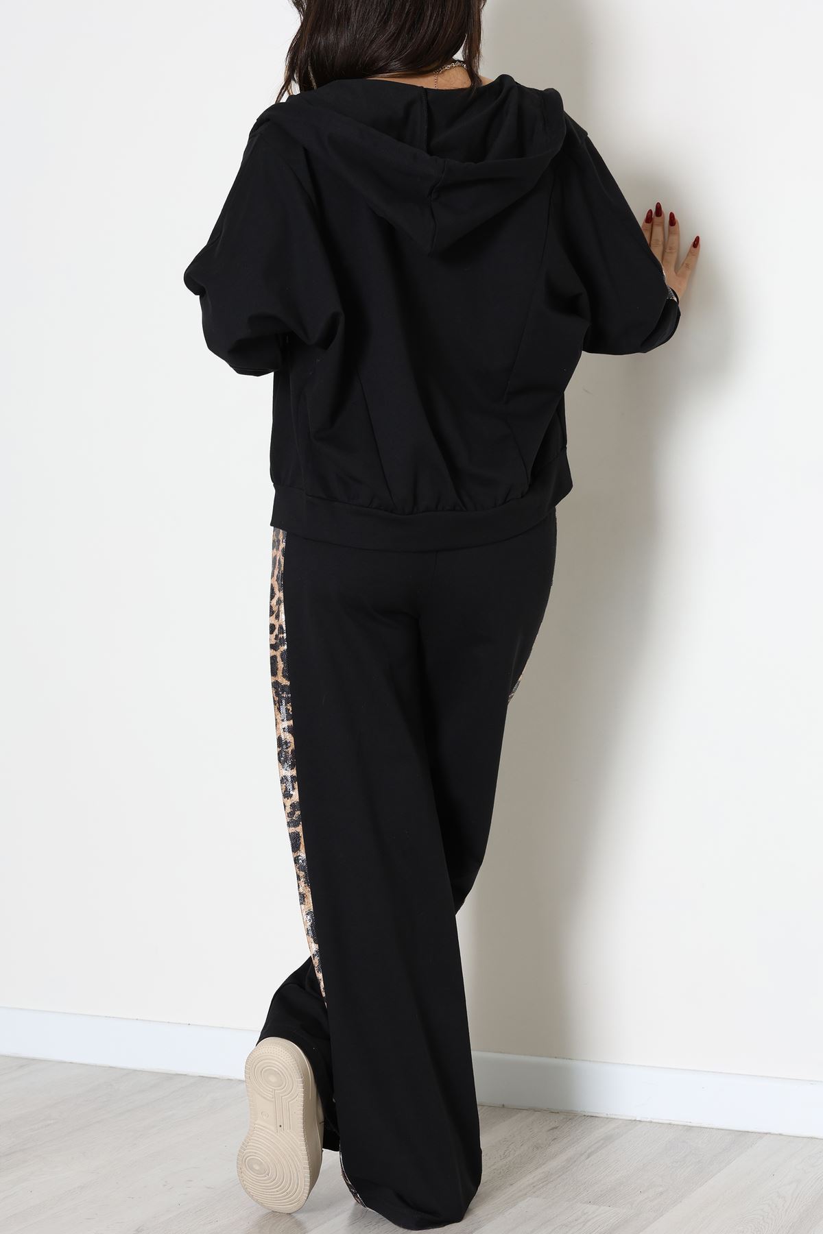 Pul Garnili 2 İplik Eşofman Takımı Siyah - 50799.1857.