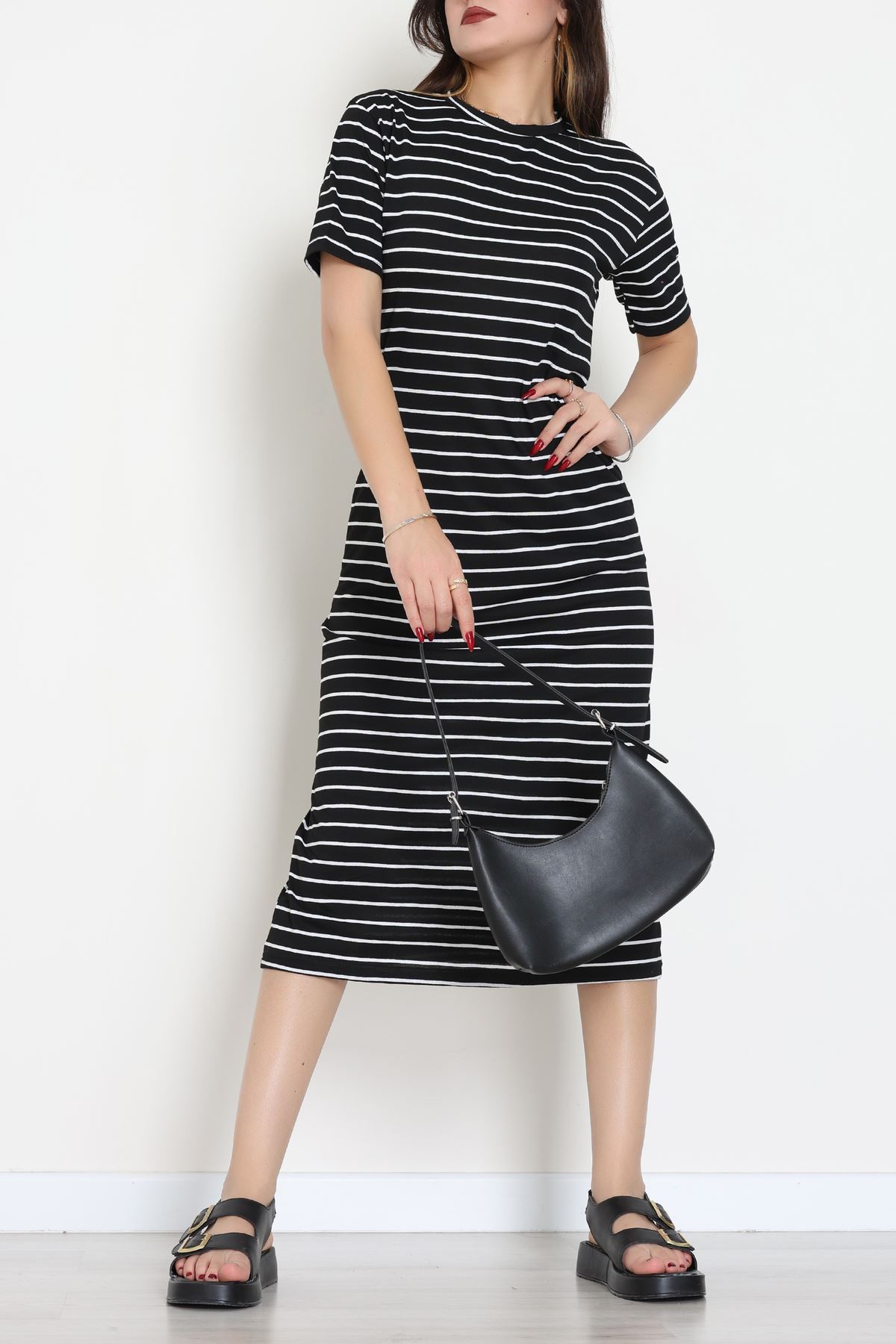 Bisiklet Yaka Süprem Penye Elbise Siyahbeyaz - 70824.1567.