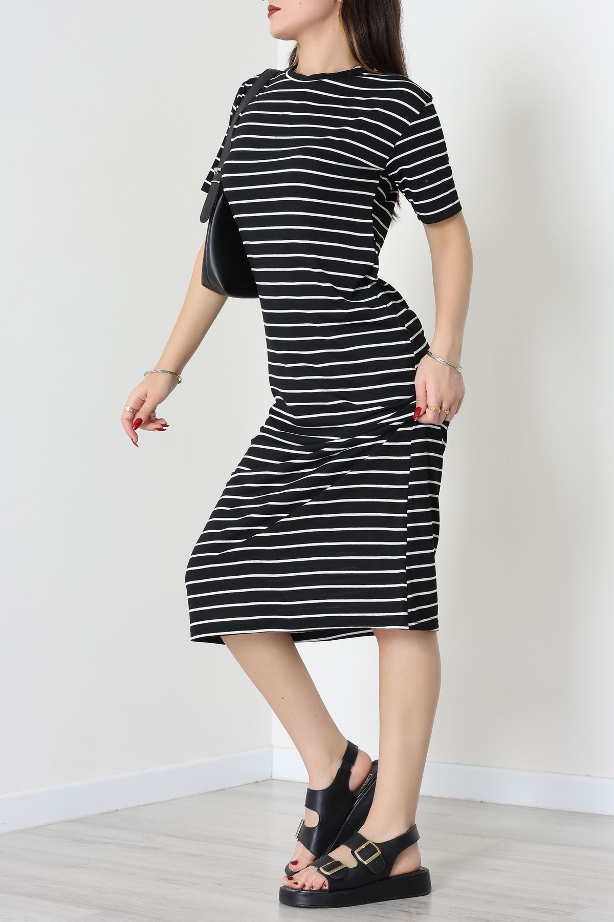 Bisiklet Yaka Süprem Penye Elbise Siyahbeyaz - 70824.1567.