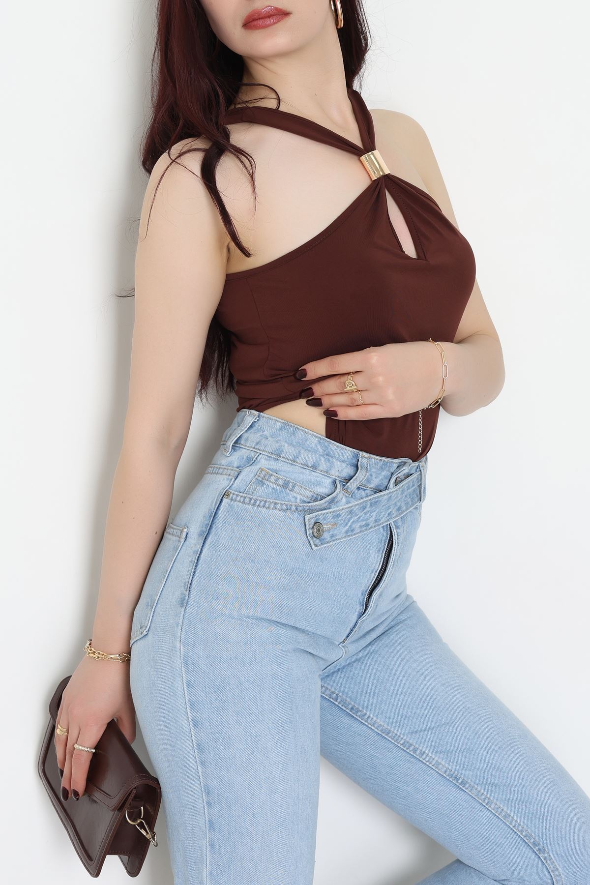 Sandy Önü Tokalı Çıtçıtlı Bluz Kahve - 42803.1949.