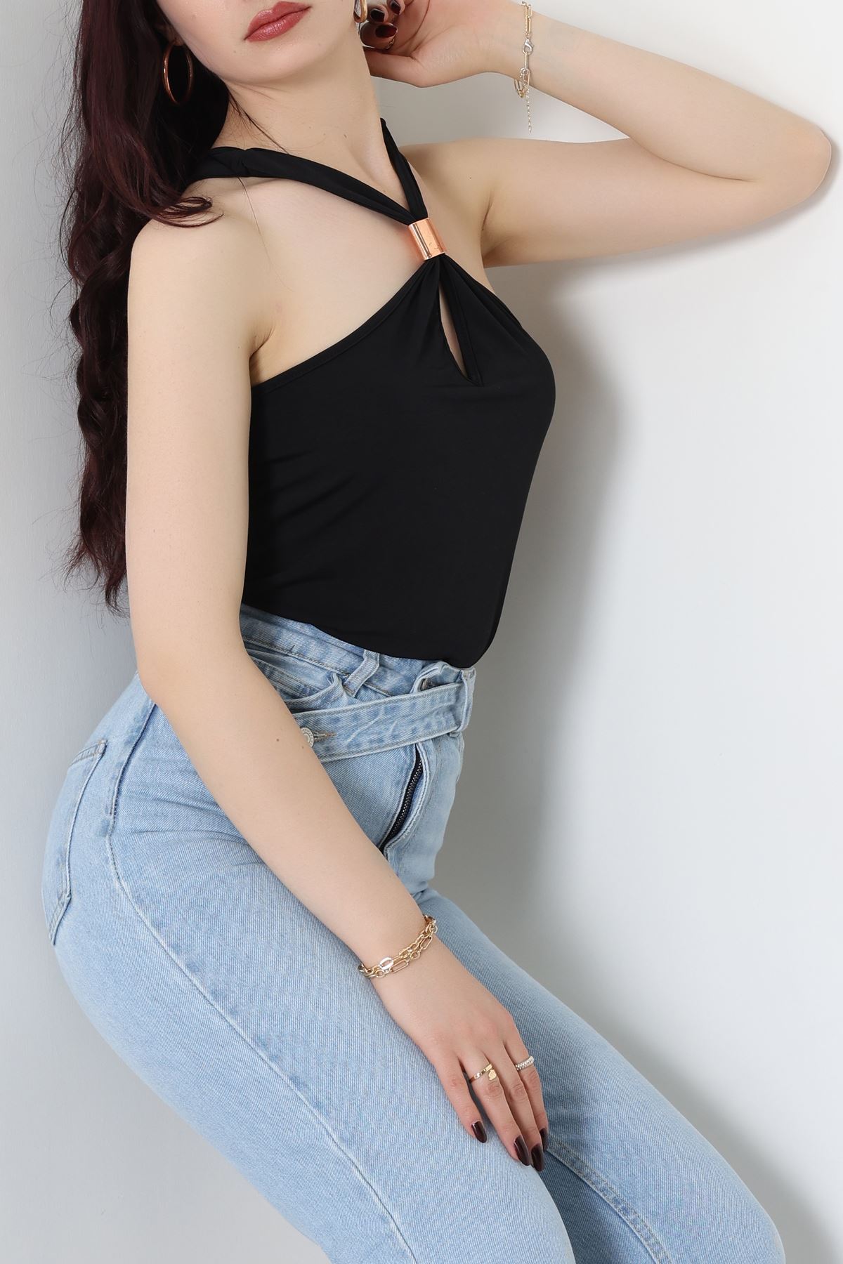 Sandy Önü Tokalı Çıtçıtlı Bluz Siyah - 42803.1949.