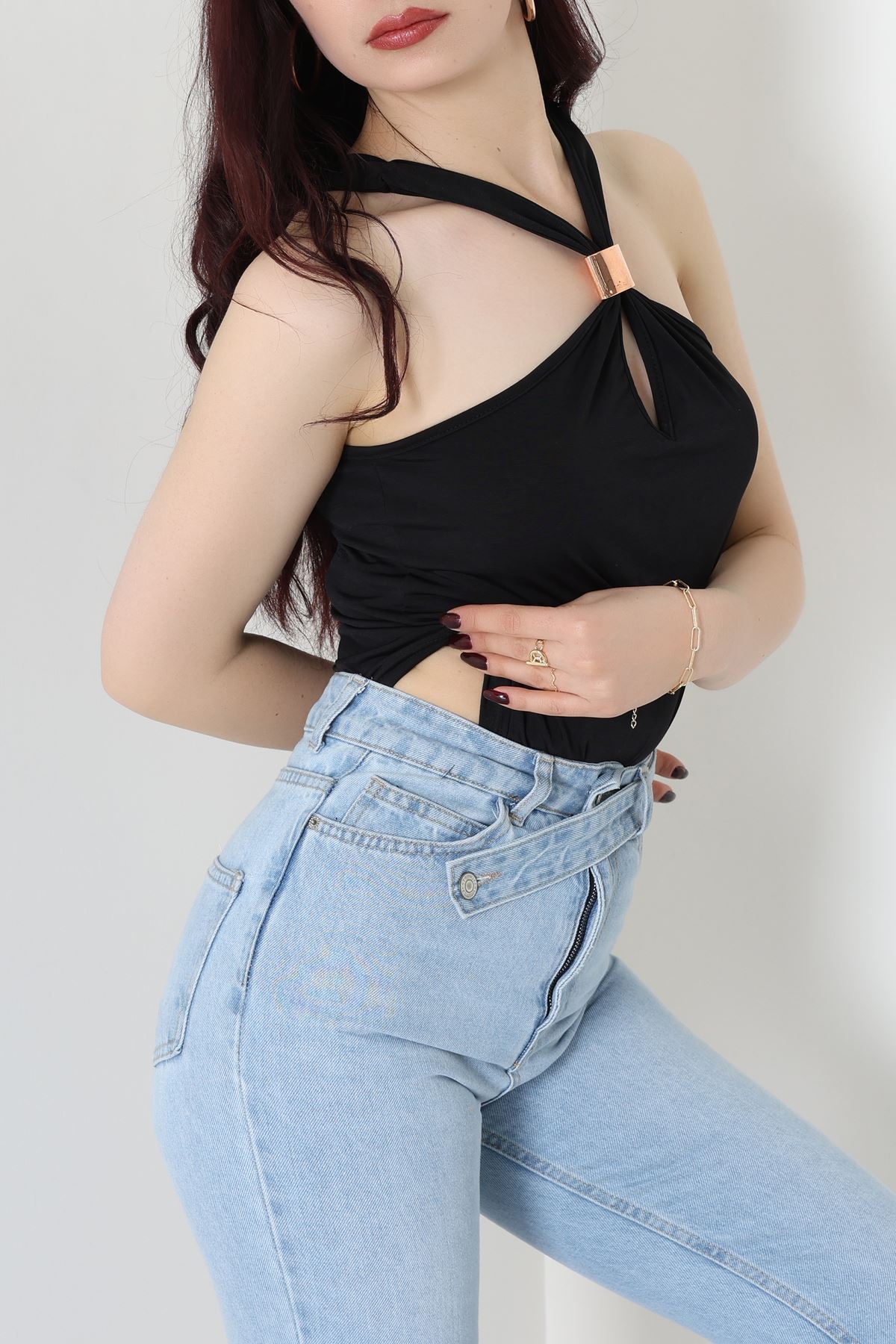 Sandy Önü Tokalı Çıtçıtlı Bluz Siyah - 42803.1949.