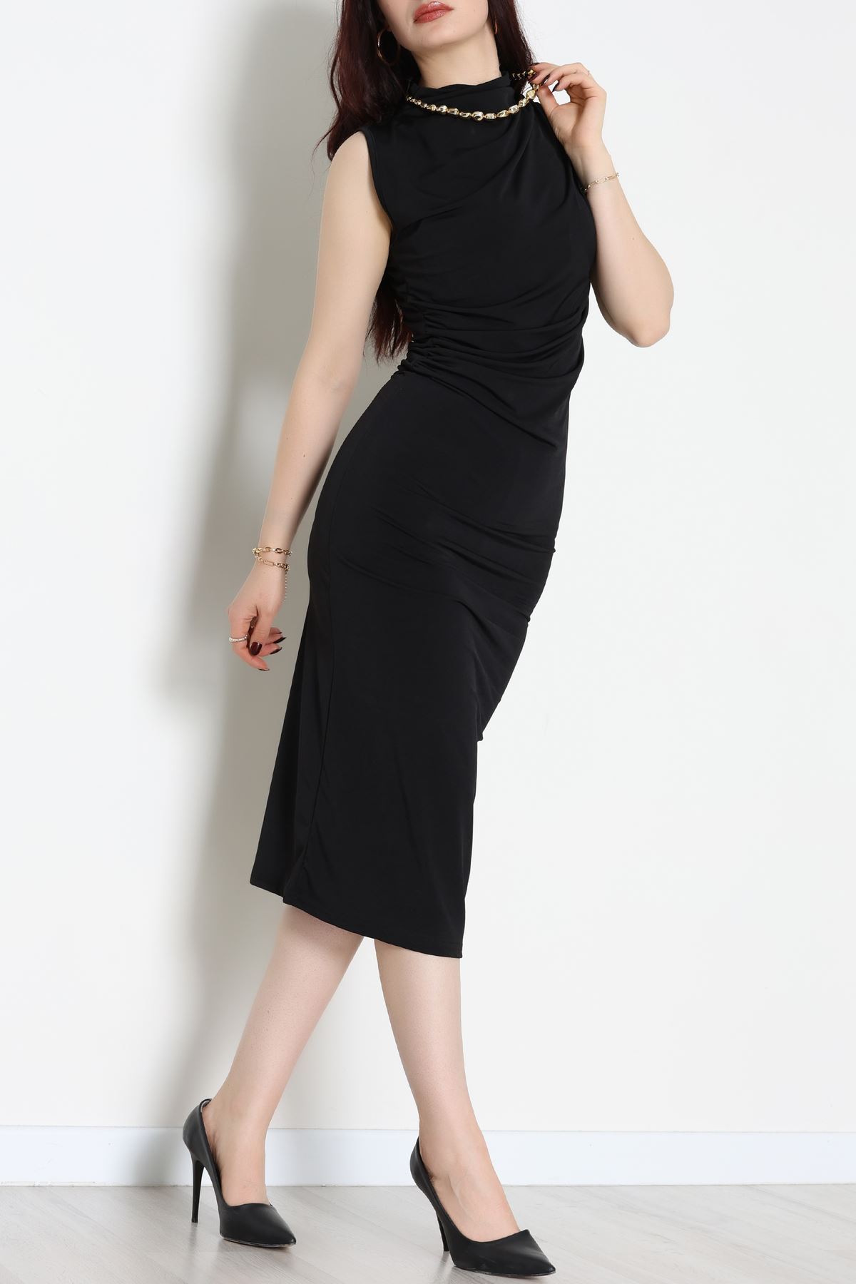 Dik Yaka Sandy Kumaş Elbise Siyah - 70831.1949.