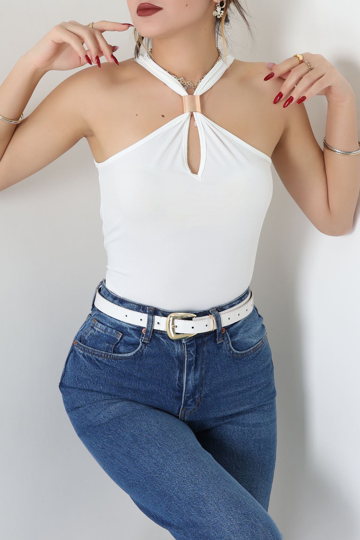 Sandy Önü Tokalı Çıtçıtlı Bluz Beyaz - 42803.1949.