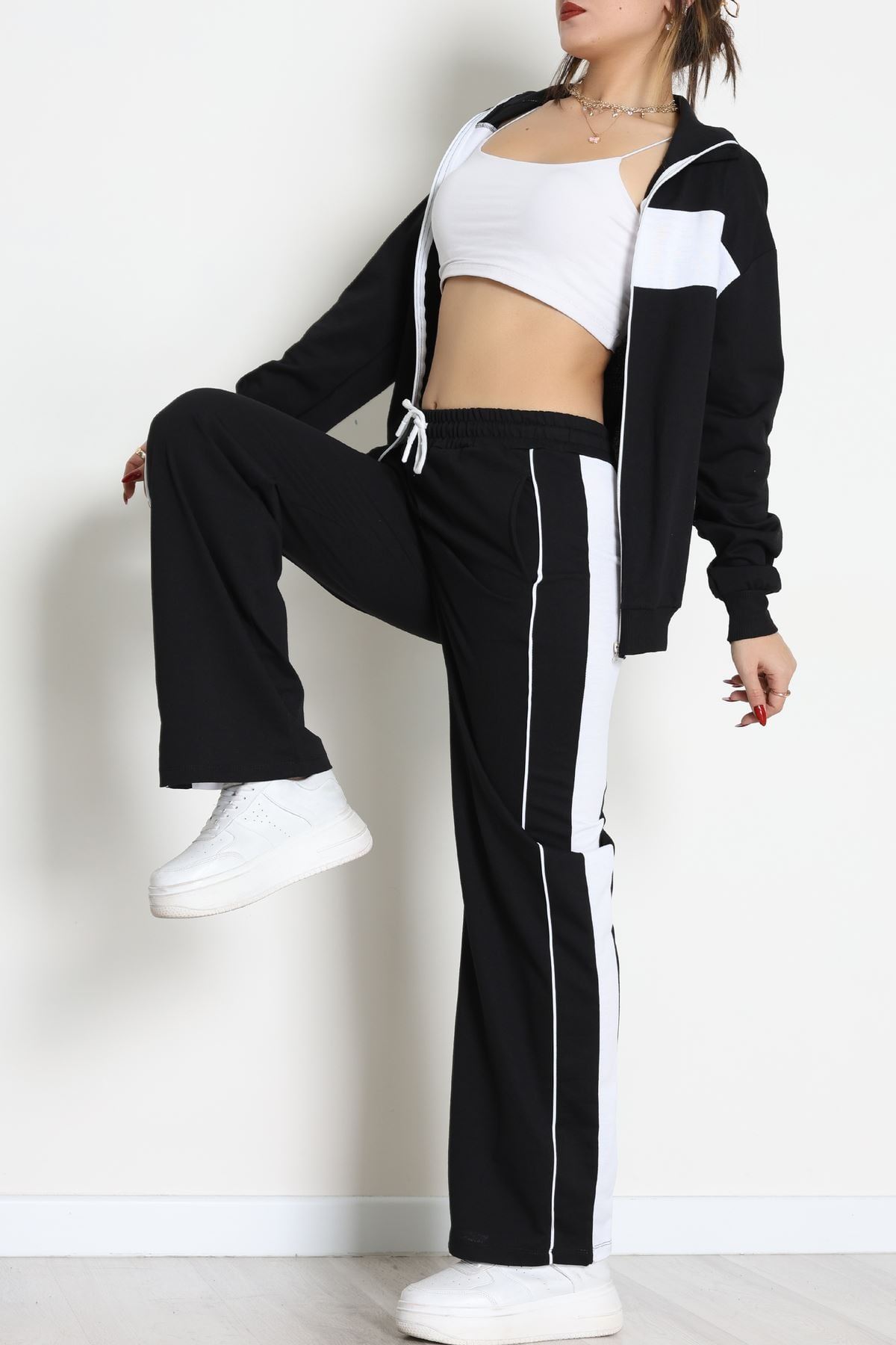 Garnili Fermuarlı 2 İplik Eşofman Takımı Siyahbeyaz - 50790.1857.