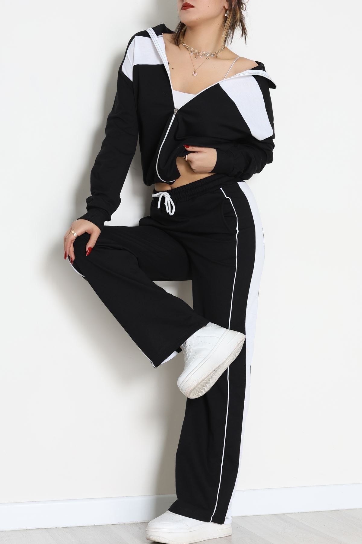 Garnili Fermuarlı 2 İplik Eşofman Takımı Siyahbeyaz - 50790.1857.