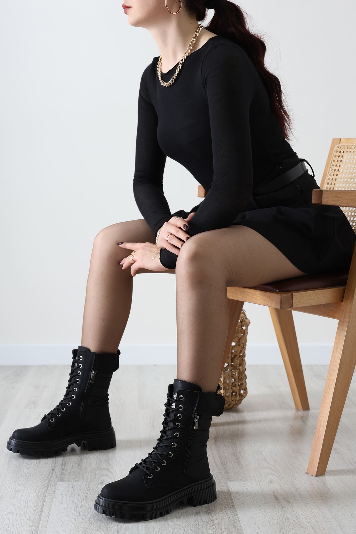 Bağcıklı Bot Siyah - 32834.264.