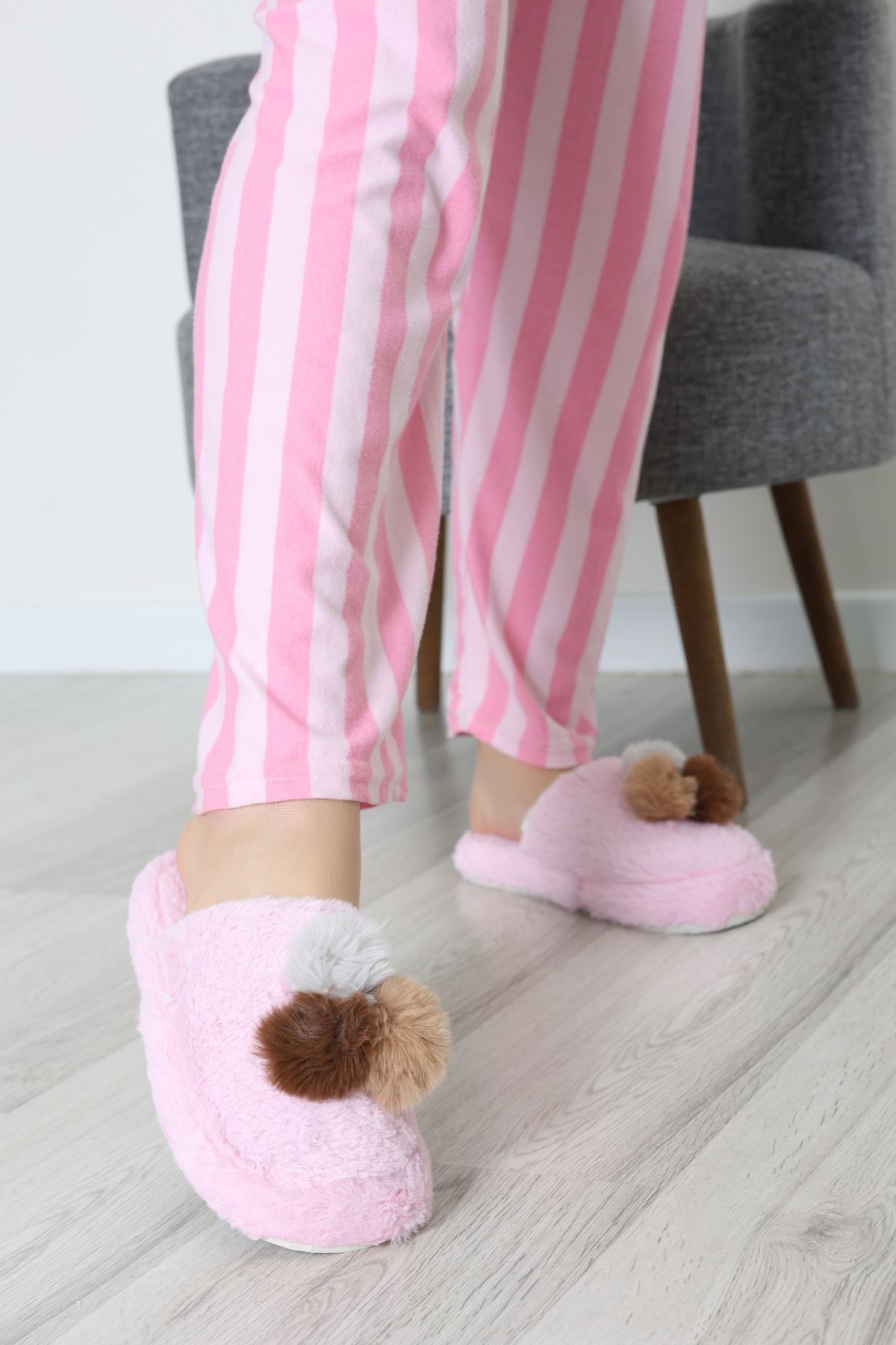 Peluş Ev Terliği Tozpembe - 42909.264.