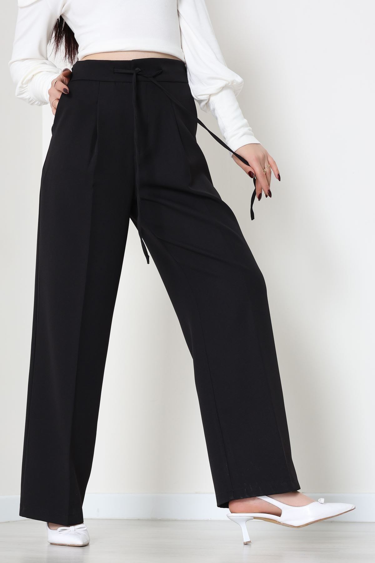 Dabıl Kumaş Beli Bağcıklı Pantolon Siyah - 51615.683.