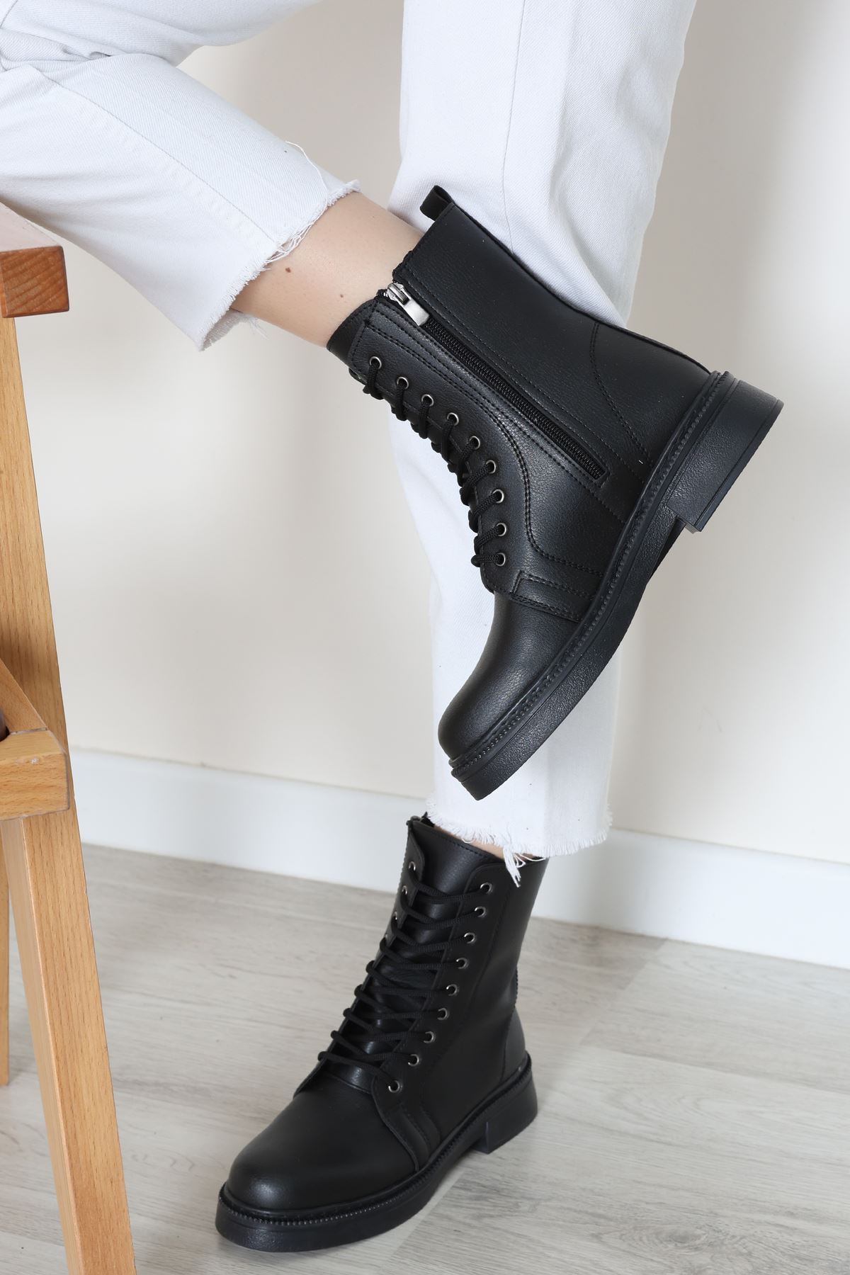 Bağcıklı Postal Bot Siyahderi - 31838.264.