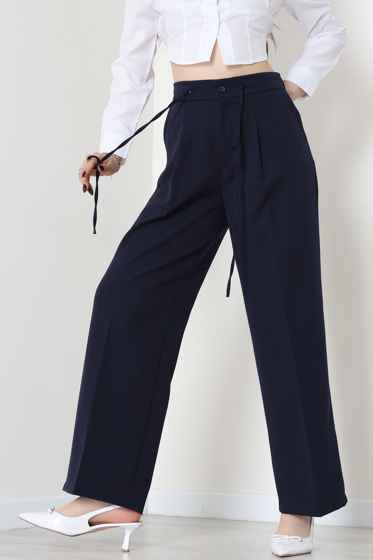 Dabıl Kumaş Beli Bağcıklı Pantolon Lacivert - 51615.683.