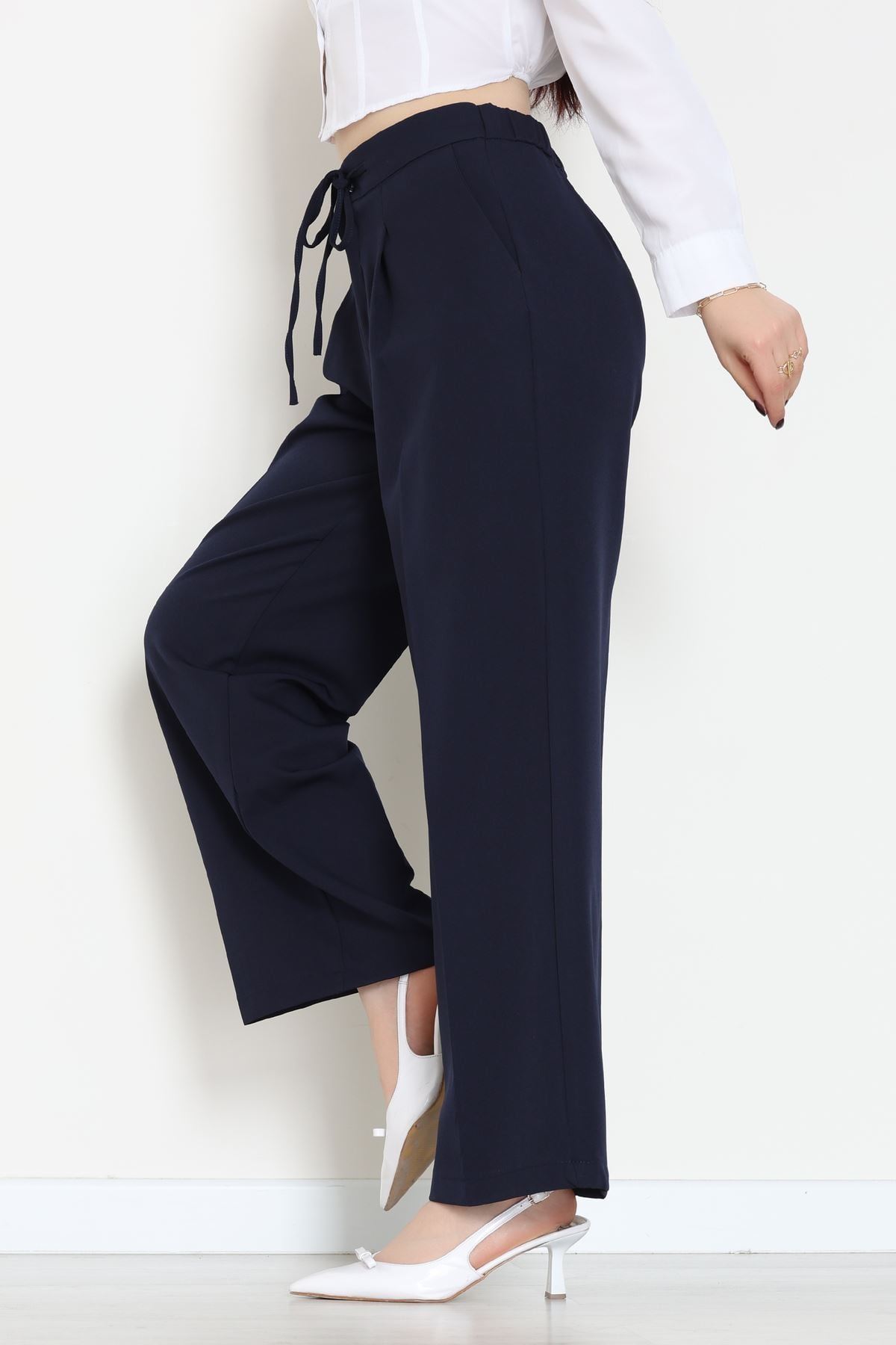 Dabıl Kumaş Beli Bağcıklı Pantolon Lacivert - 51615.683.