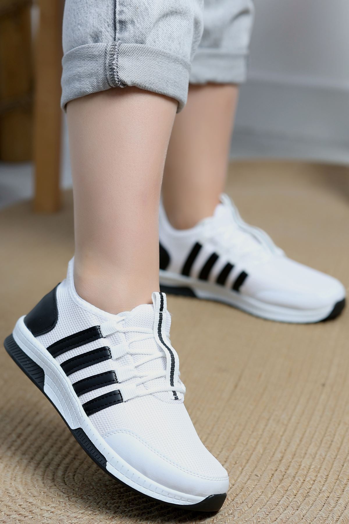Günlük Spor Ayakkabı Beyazsiyah - 30305.264.