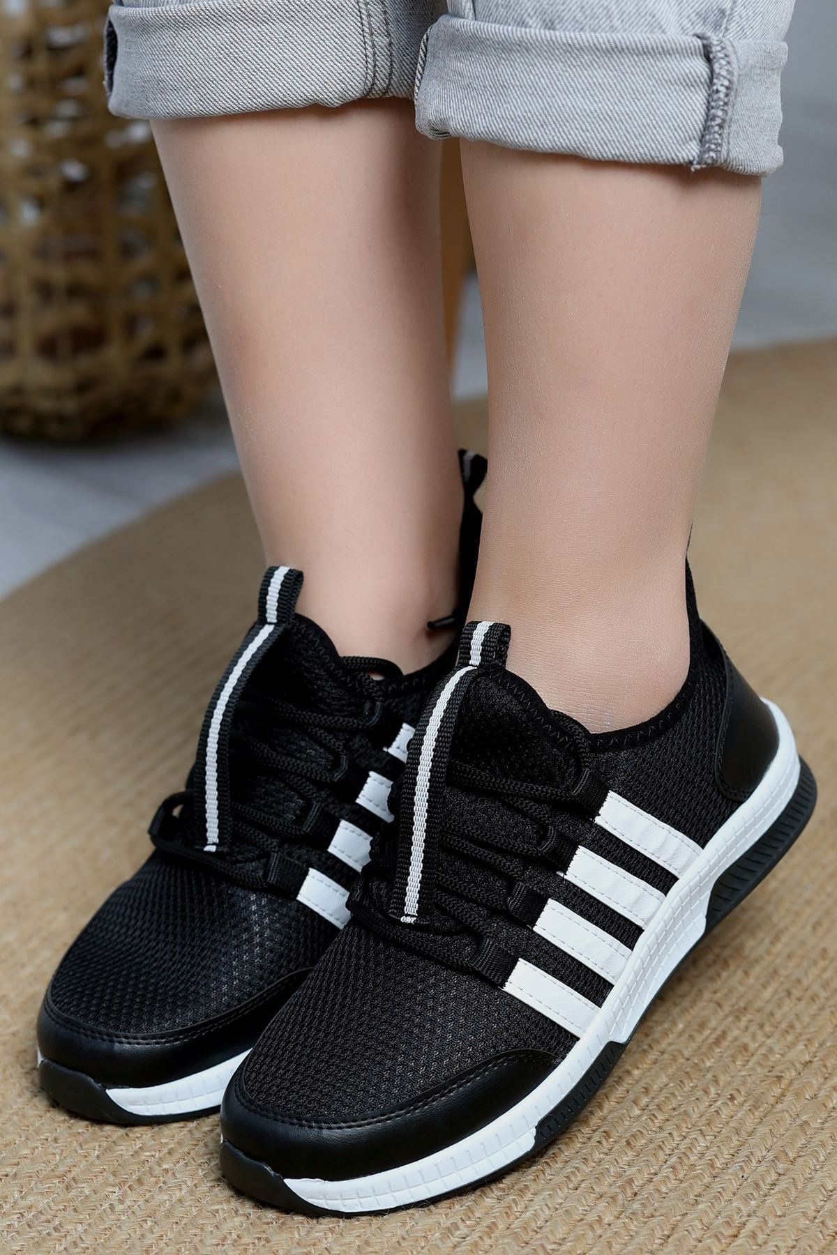 Günlük Spor Ayakkabı Siyahbeyaz - 30305.264.