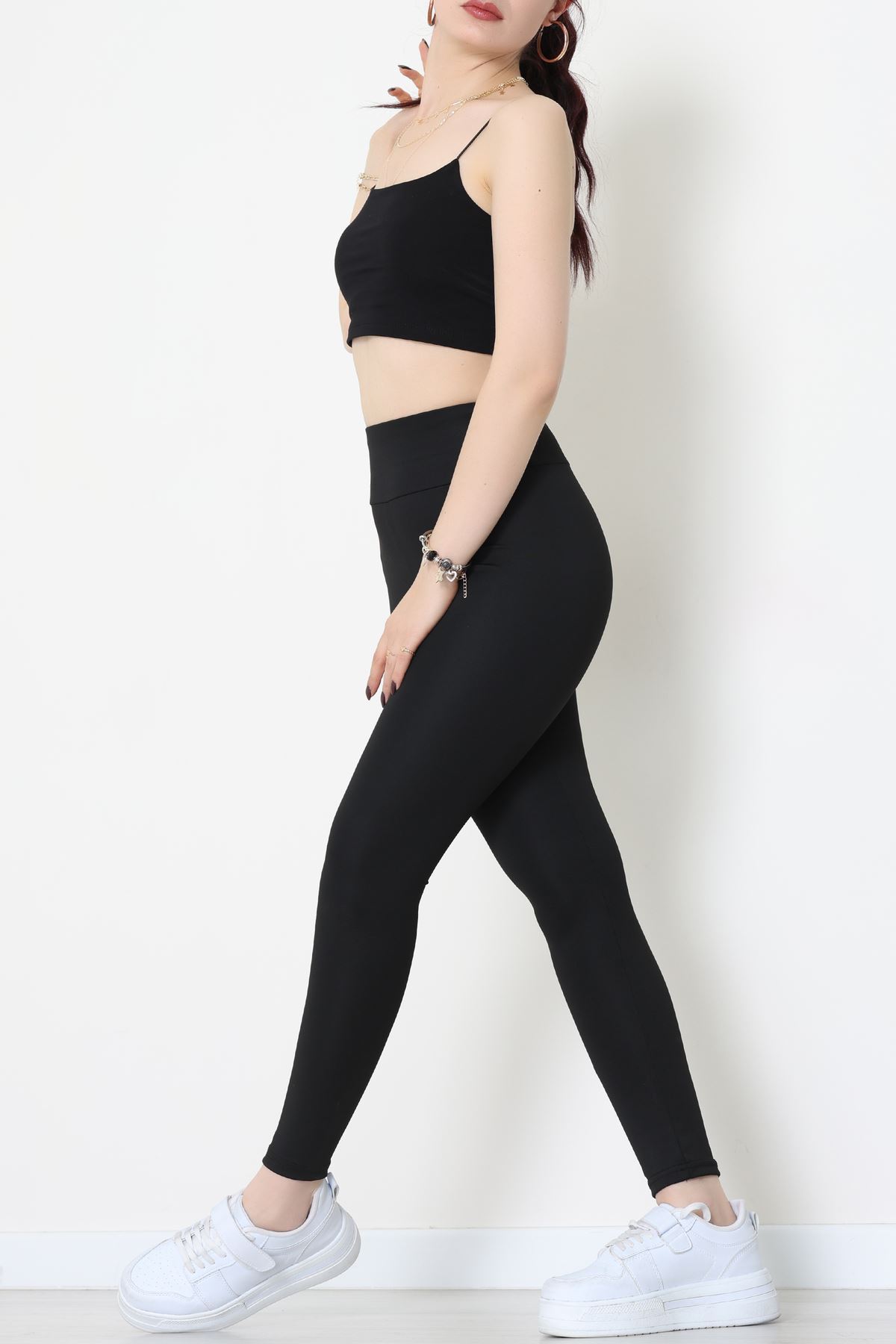 İp Askılı Crop Büstiyer Atlet Siyah - 20544.200.