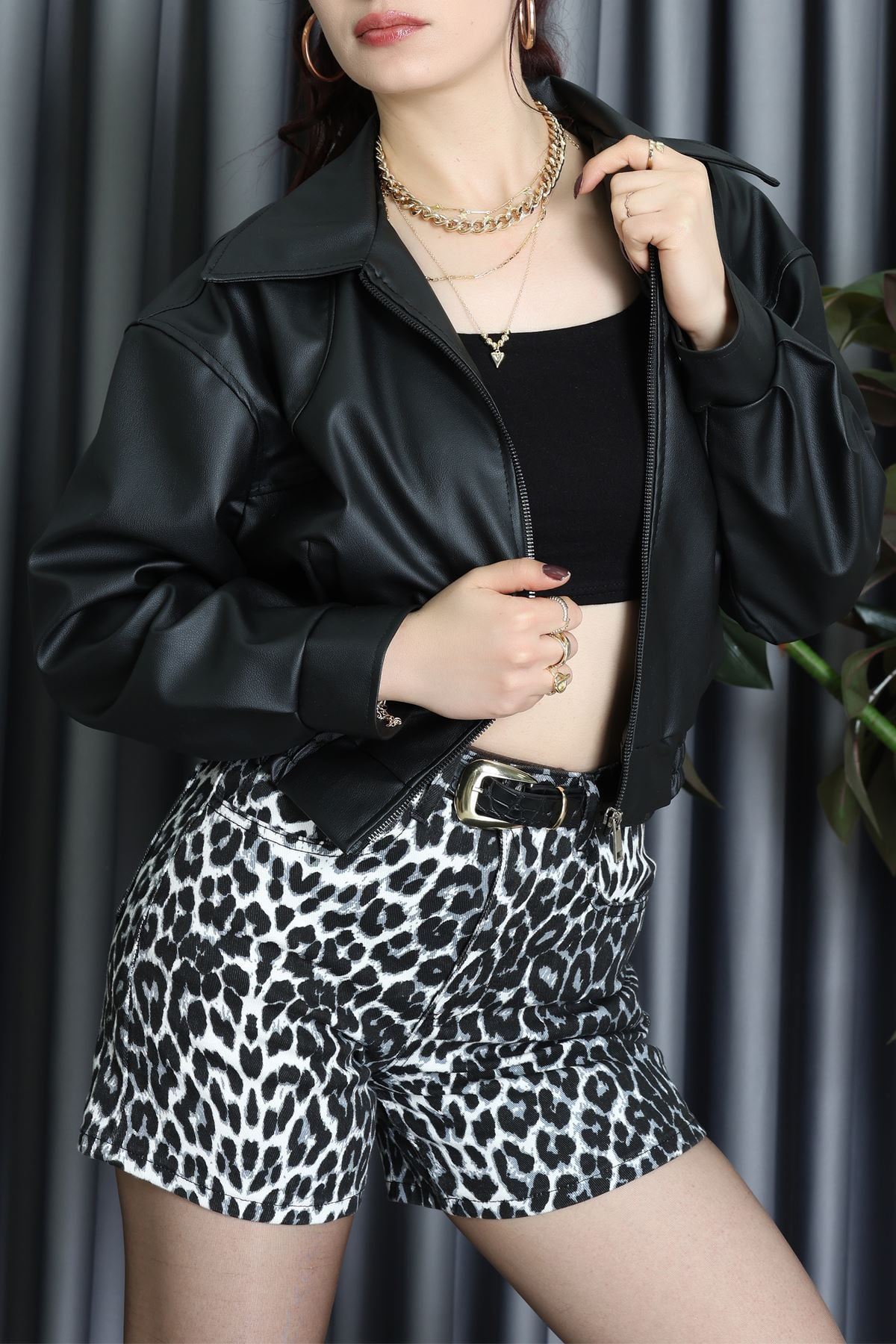 Beli Lastikli Deri Ceket Siyah - 31857.2089.