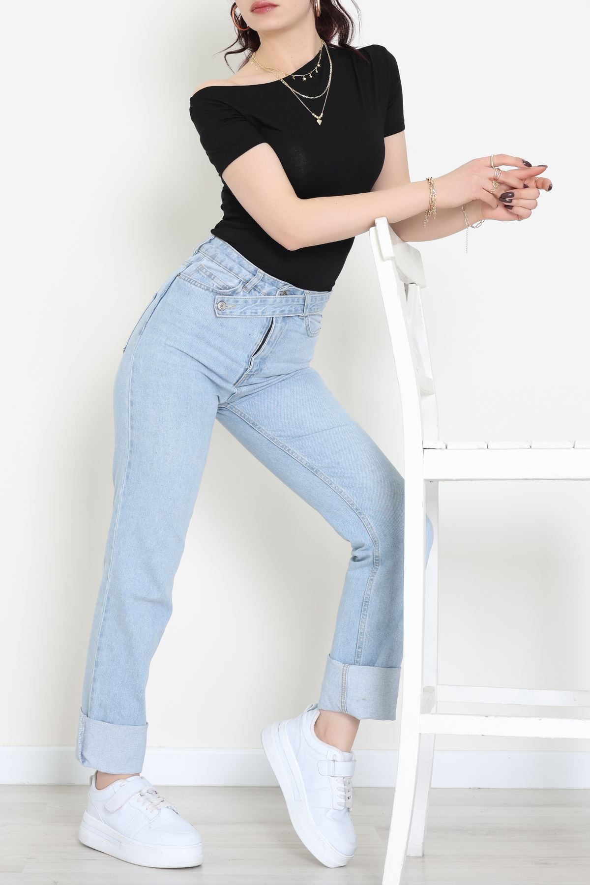 Tek Omuzu Açık Büzgülü Viskon Bluz Siyah - 61365.1256.