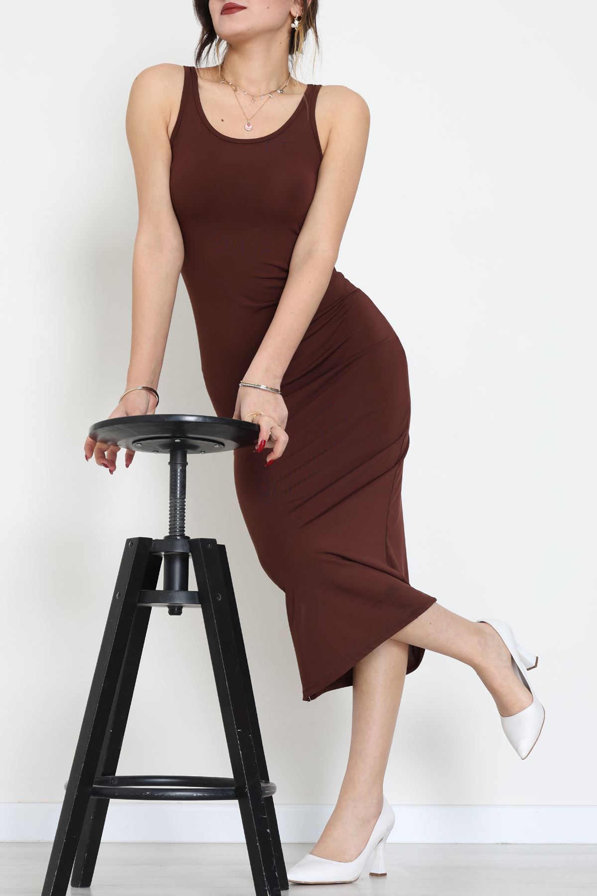 Kalın Askılı Sandy Elbise Kahve1 - 70833.1949.