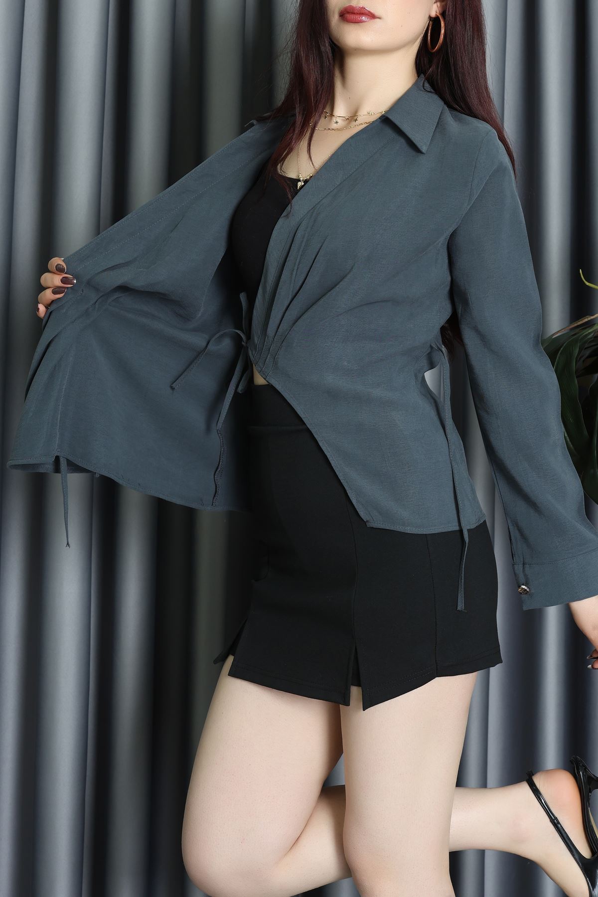 Diogenal Tensel Asimetrik Bağlamalı Bluz Antrasit - 70996.1934.