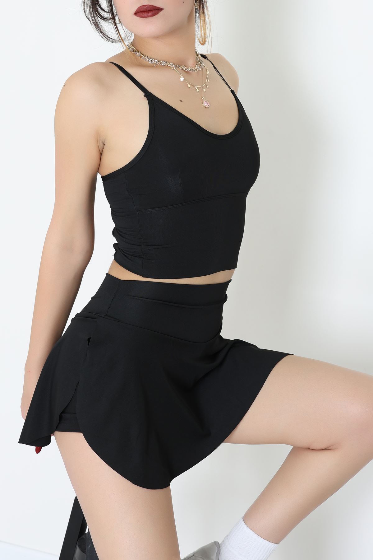 Sırtı Çaprazlı İp Askılı Kaplı Büstiyer Siyah - 9044.125.