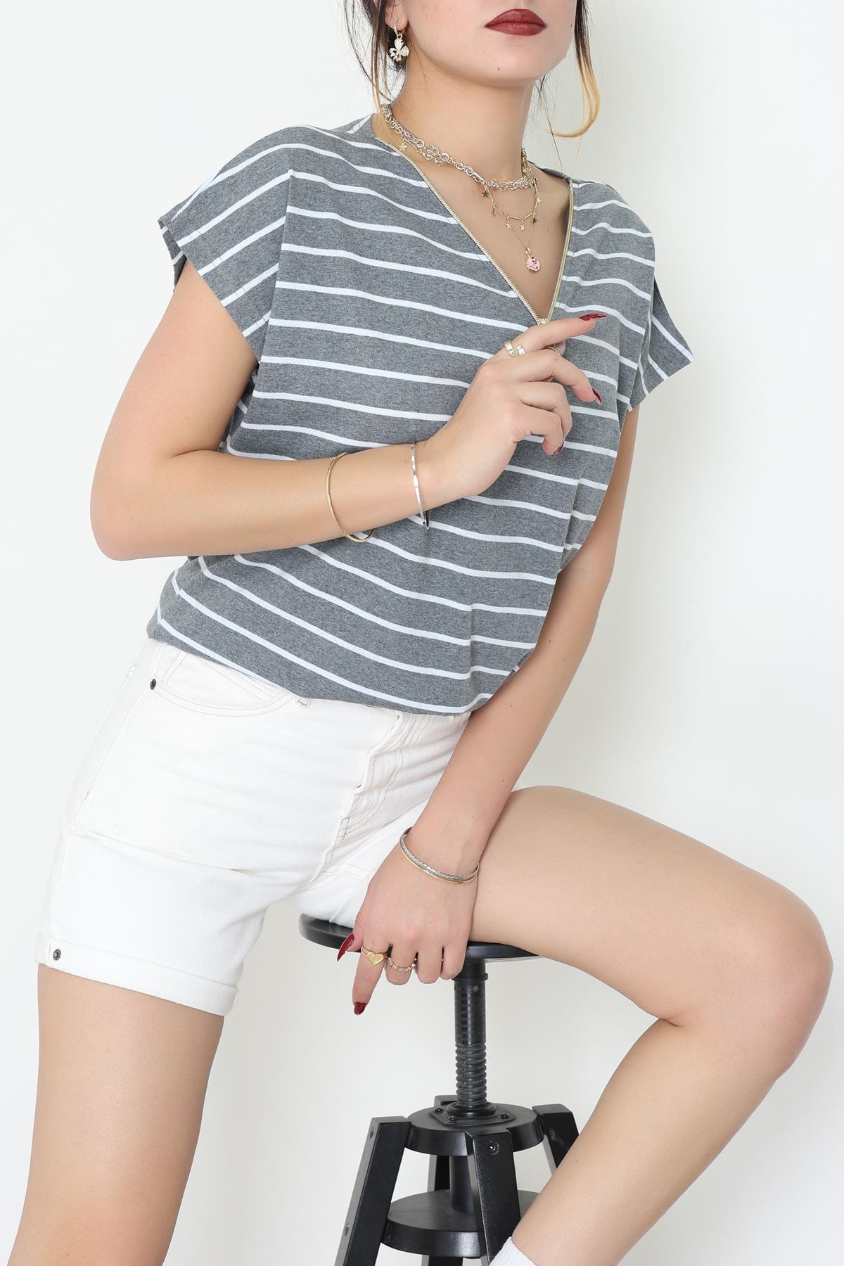 V Yaka Fermuarlı Rejenere Süprem Tişört Antrasitbeyaz - 600.1567.